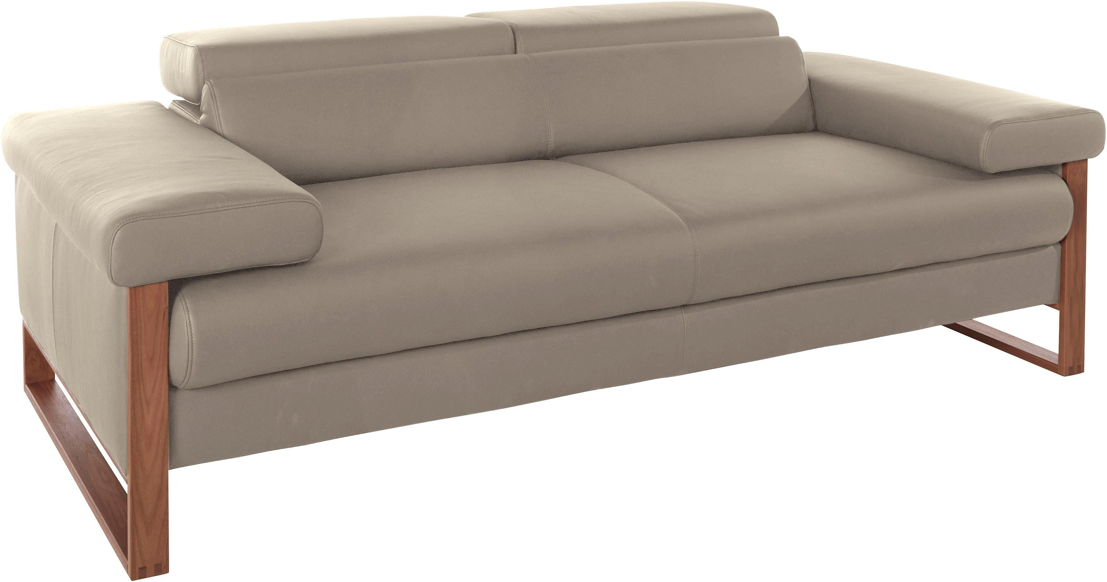 W.SCHILLIG 2-Sitzer "finn", German Design Award 2016, Fußgestell Nussbaum n günstig online kaufen