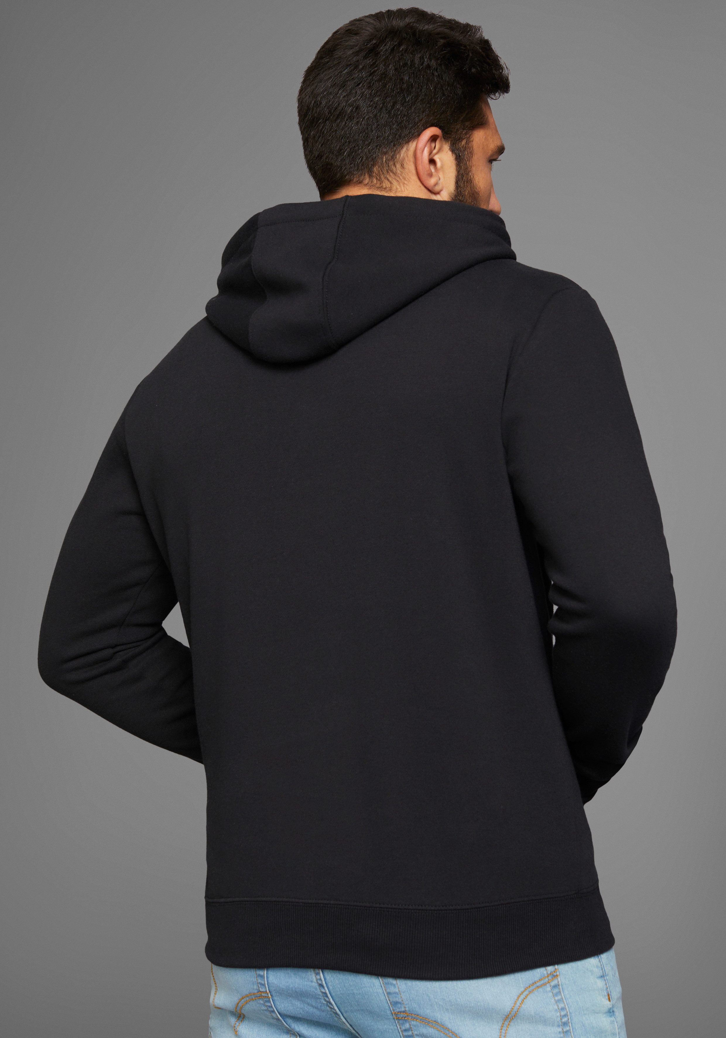Man's World Kapuzensweatshirt mit Kängurutasche günstig online kaufen