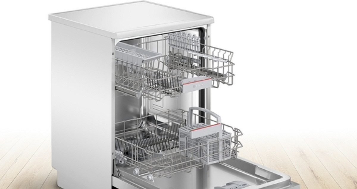 BOSCH Standgeschirrspüler SMS4HKW08E, 9 l, 13 Maßgedecke, 6 Programme, Dosier Assistent, SilentPowerDrive