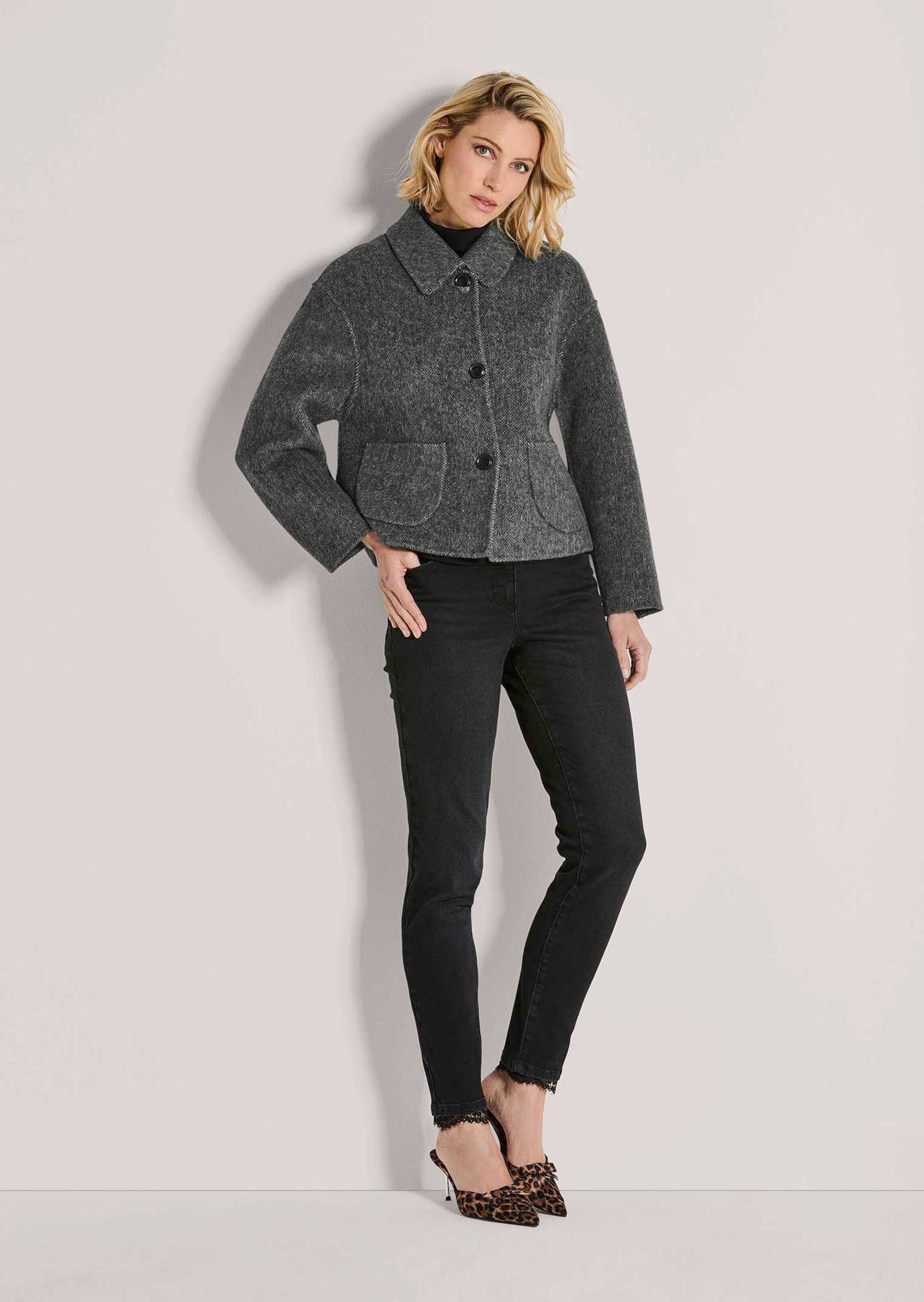 MADELEINE Outdoorjacke Elegante Jacke für kühle Tage Kurzmantel mit Fischgr günstig online kaufen