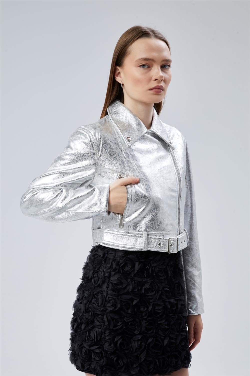 HomeStore Windbreaker Metallic-Schrägjacke günstig online kaufen