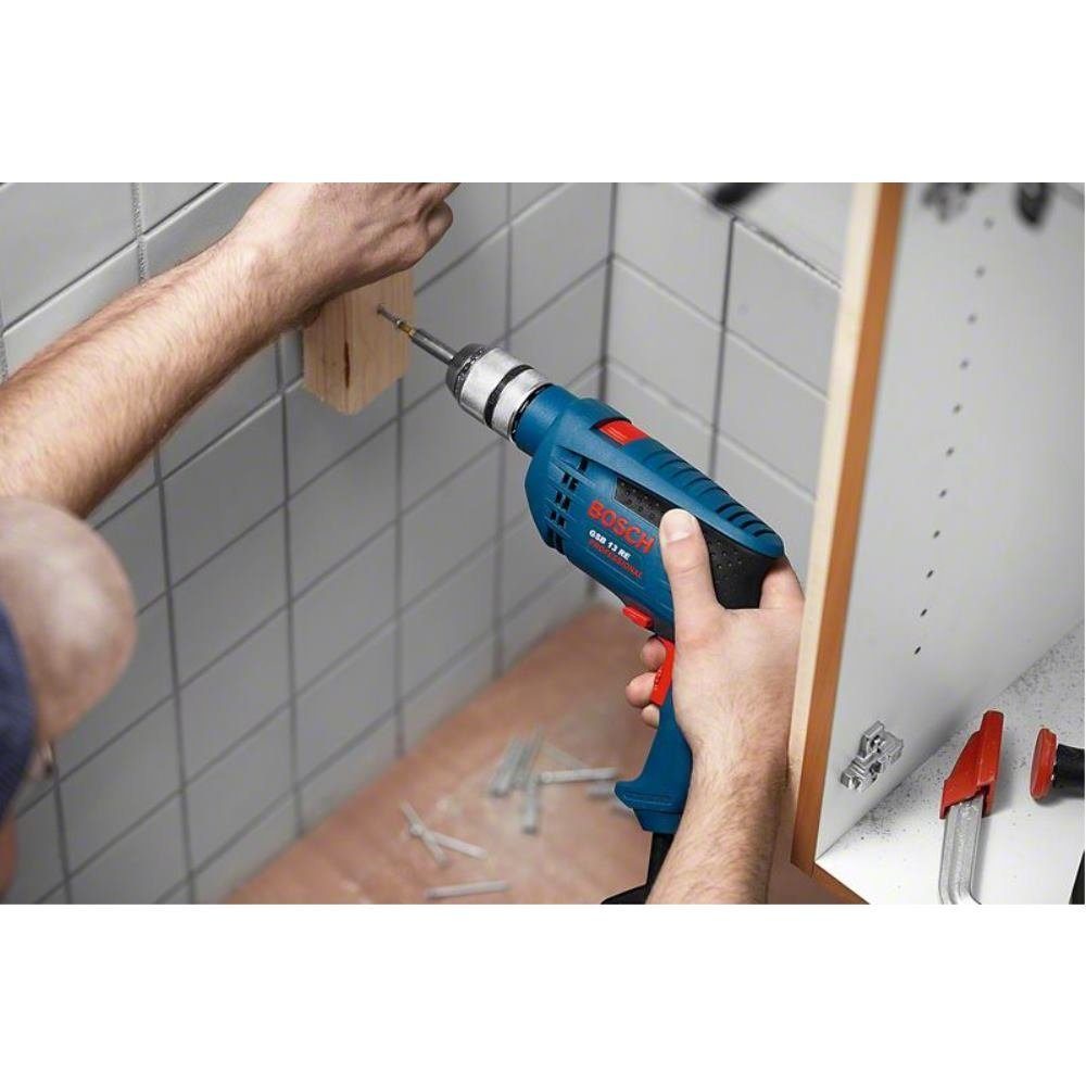 Bosch Professional Schlagbohrmaschine GSB 13 RE Professional, 230 V, max.  2800 U/min, (1-tlg), kompakt für Einsteiger