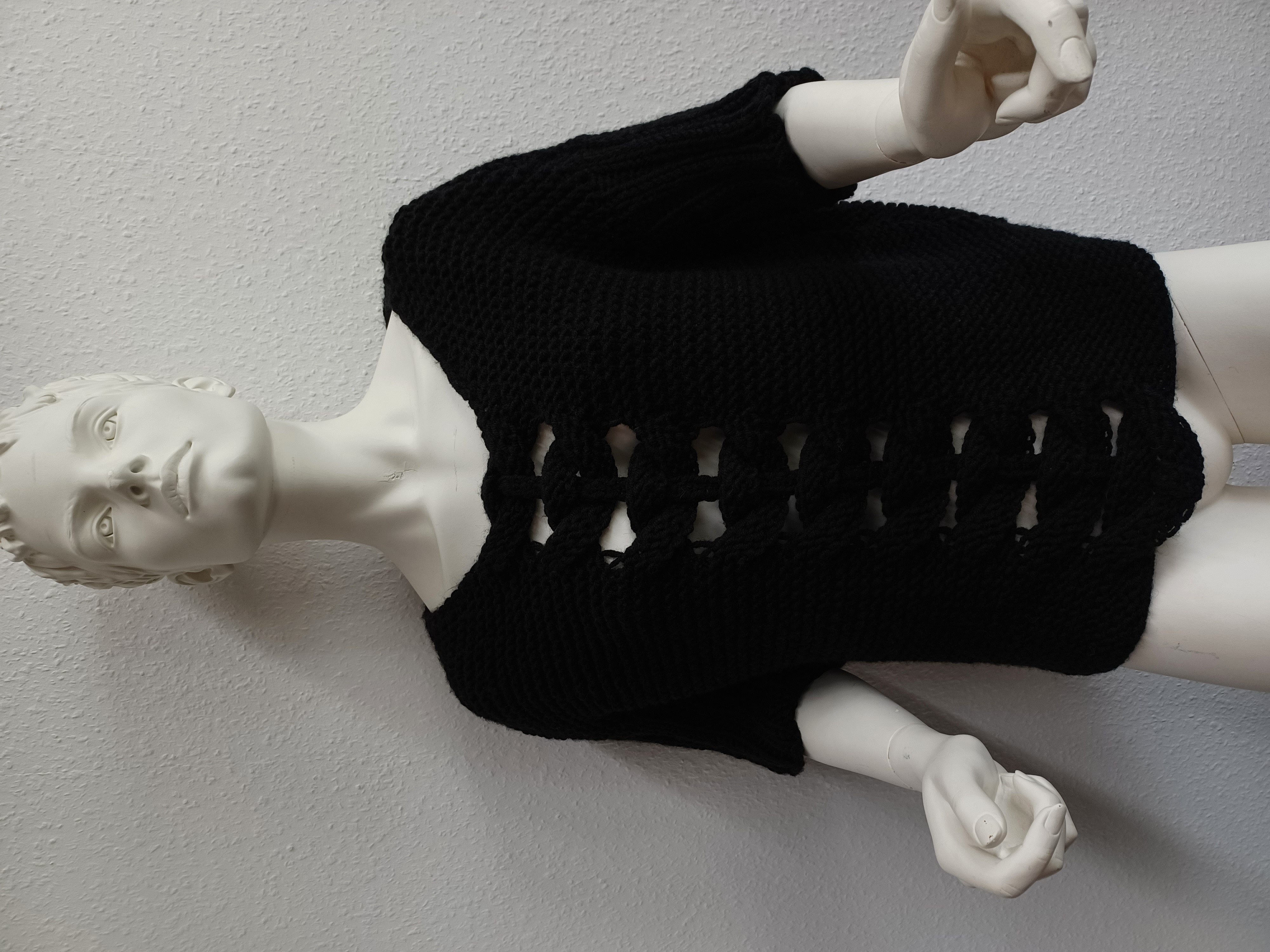 Schoeller + Stahl Alpha Häkelwolle, 60 m, weicher Tragekomfort, waschbar und pflegeleicht