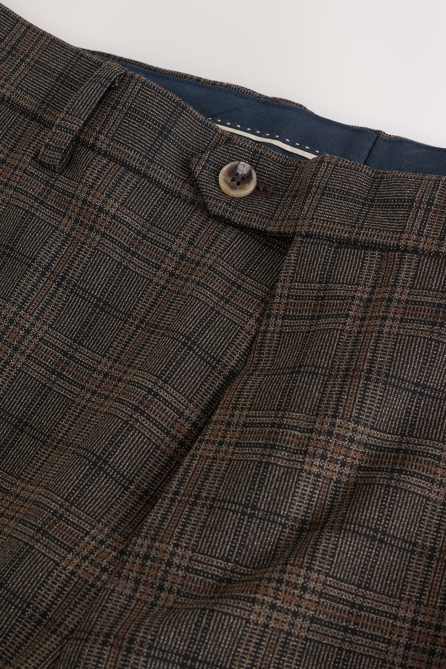 Next Anzughose Karierter paspelierter Anzug im Slim Fit: Hose (1-tlg)