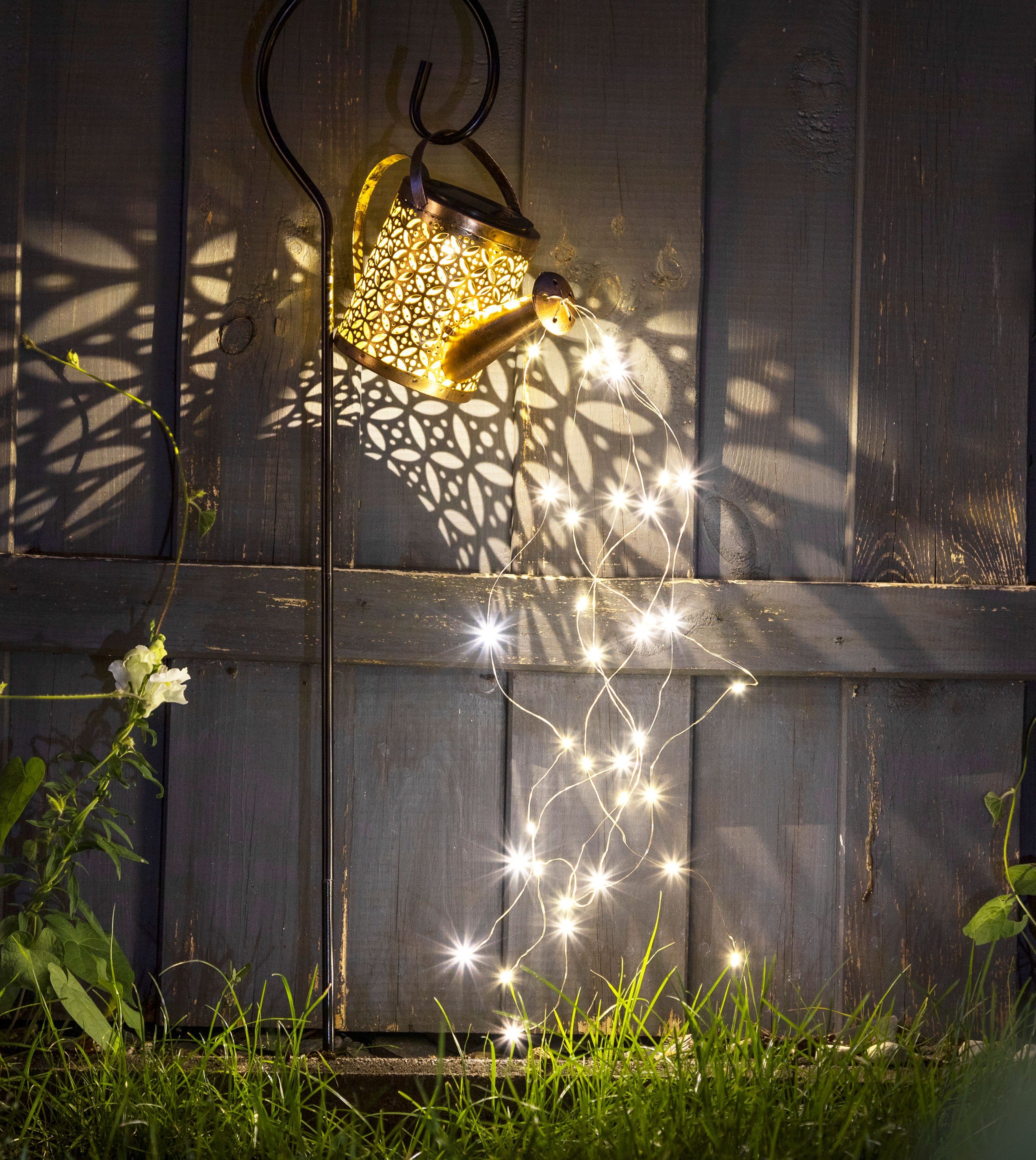 21 - Solar LED Ein-/Ausschalter, LED integriert, Deko Gießkanne weiß LED warm Spetebo 40 Beleuchtung in Solarleuchte Garten mit cm, weiß, warm Erdspieß x LED 16 fest