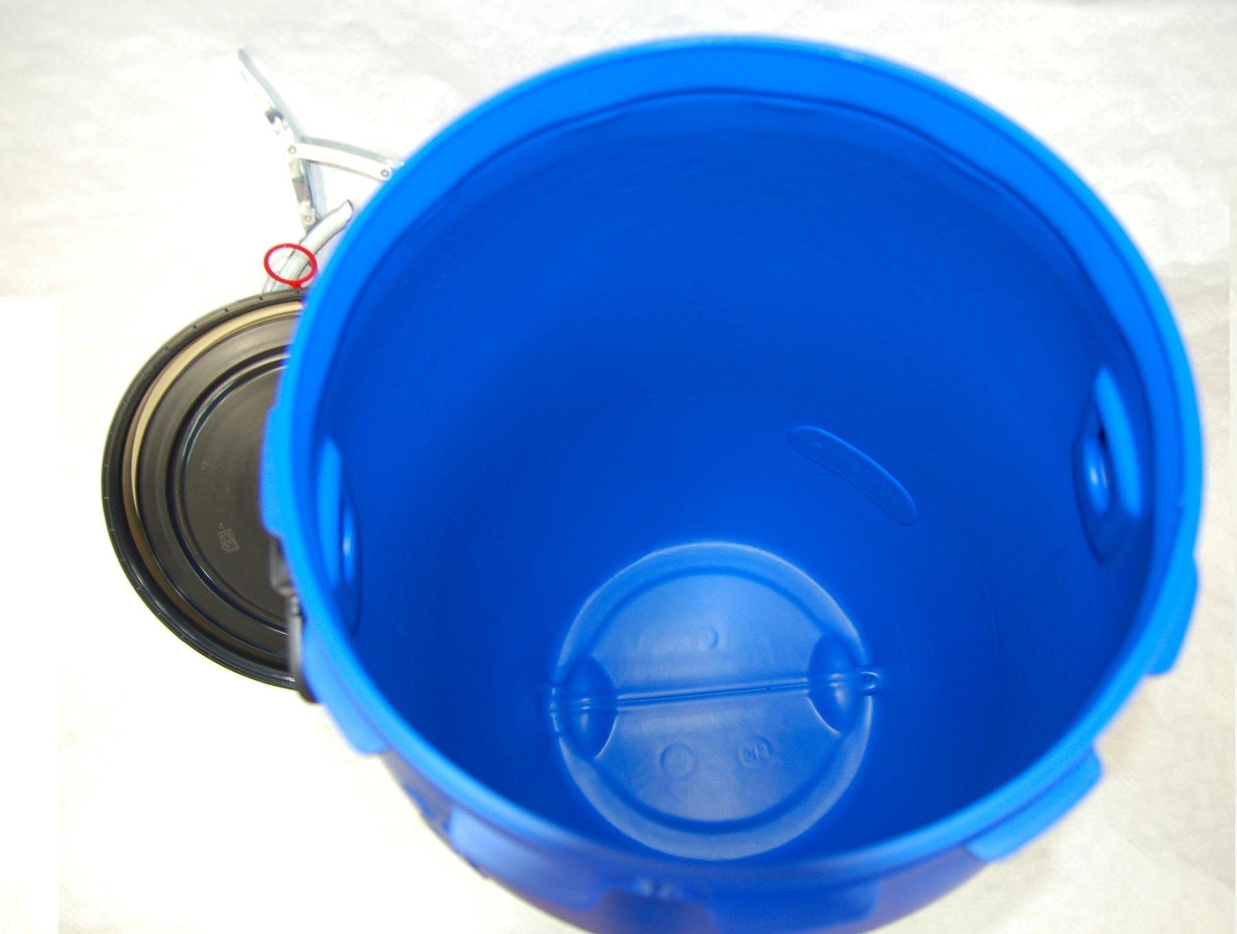 Plasteo Regentonne 60 Liter Weithalsfass mit Spannverschluss, IKG Gütezeichen – Bild 4 von 4