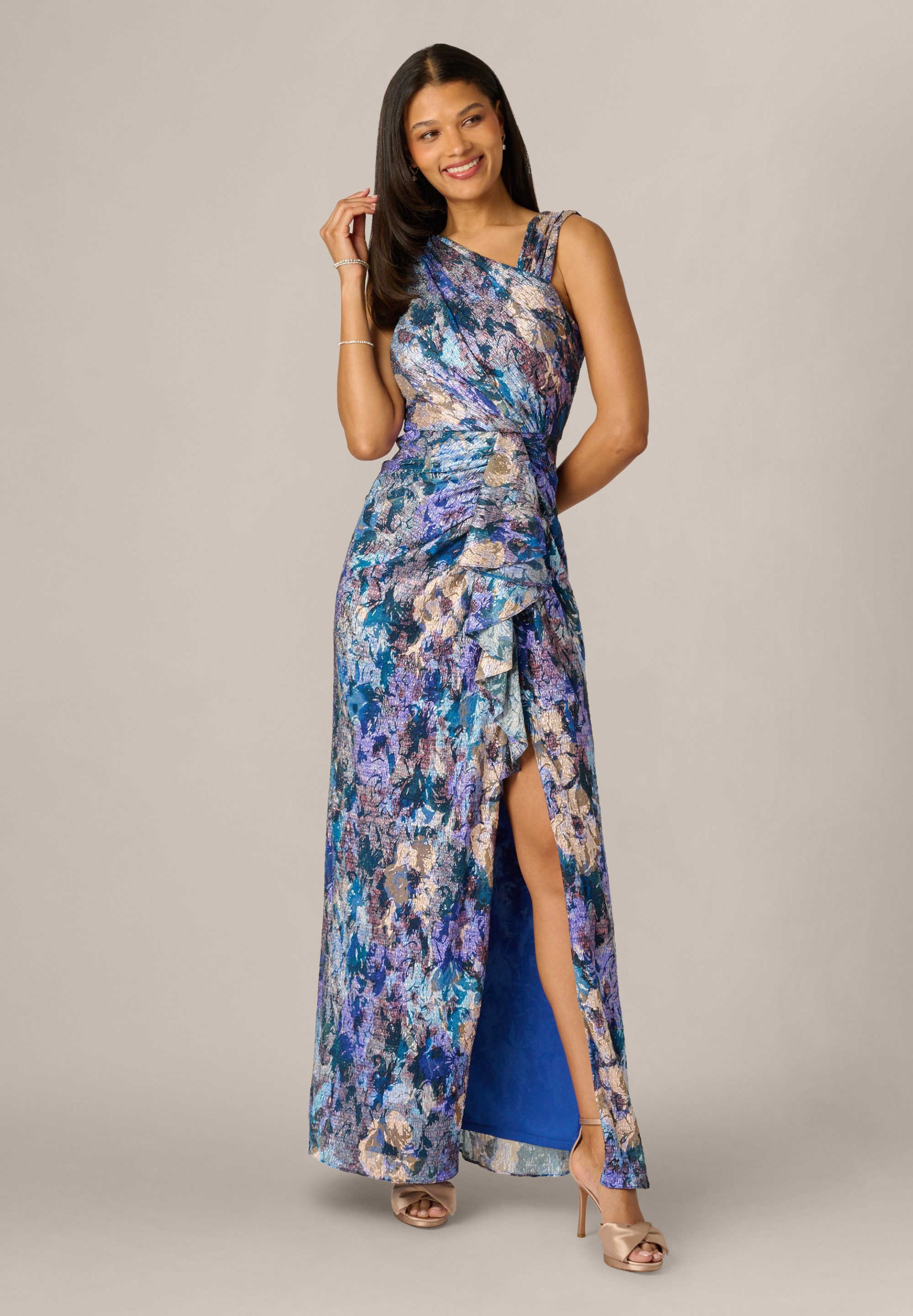 Adrianna Papell Abendkleid Metallic Crinkle Mesh Gown Schimmerndes und strukturiertes Abendkleid