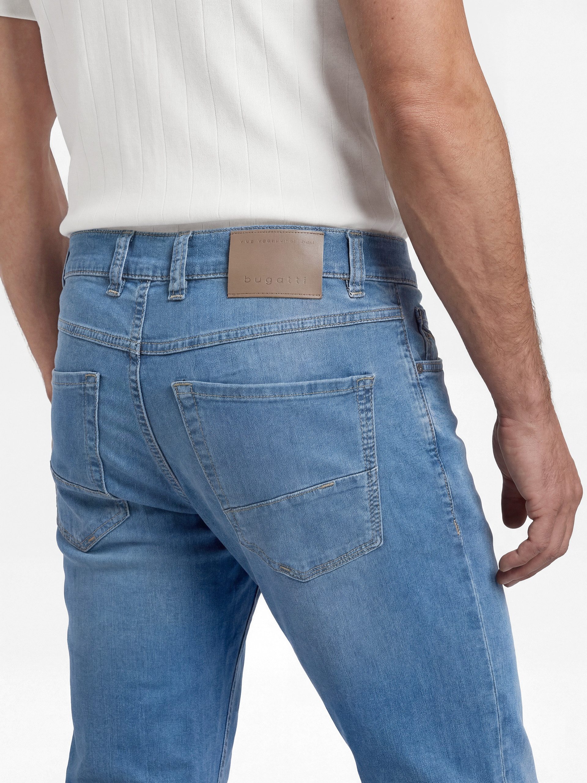 bugatti Straight-Jeans