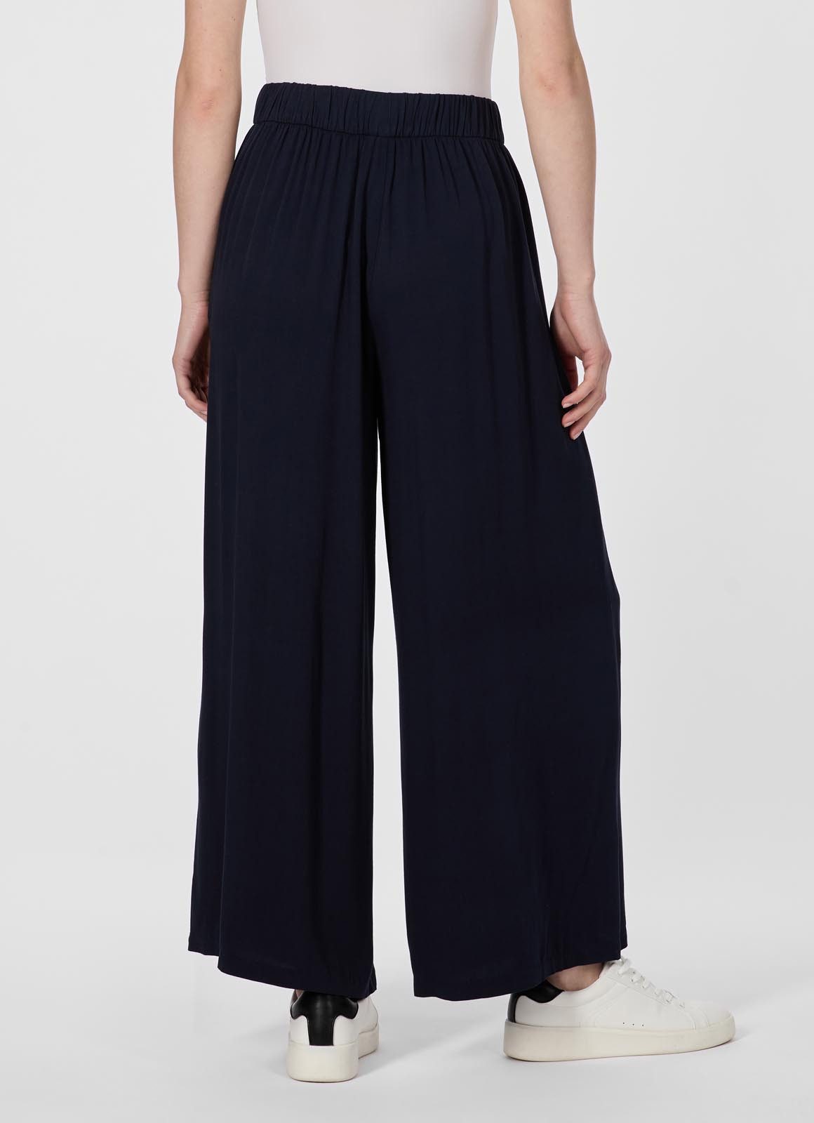 Ragwear Schlupfhose LOGGAN reine Viskose und weites Bein für angenehmes Tragegefühl