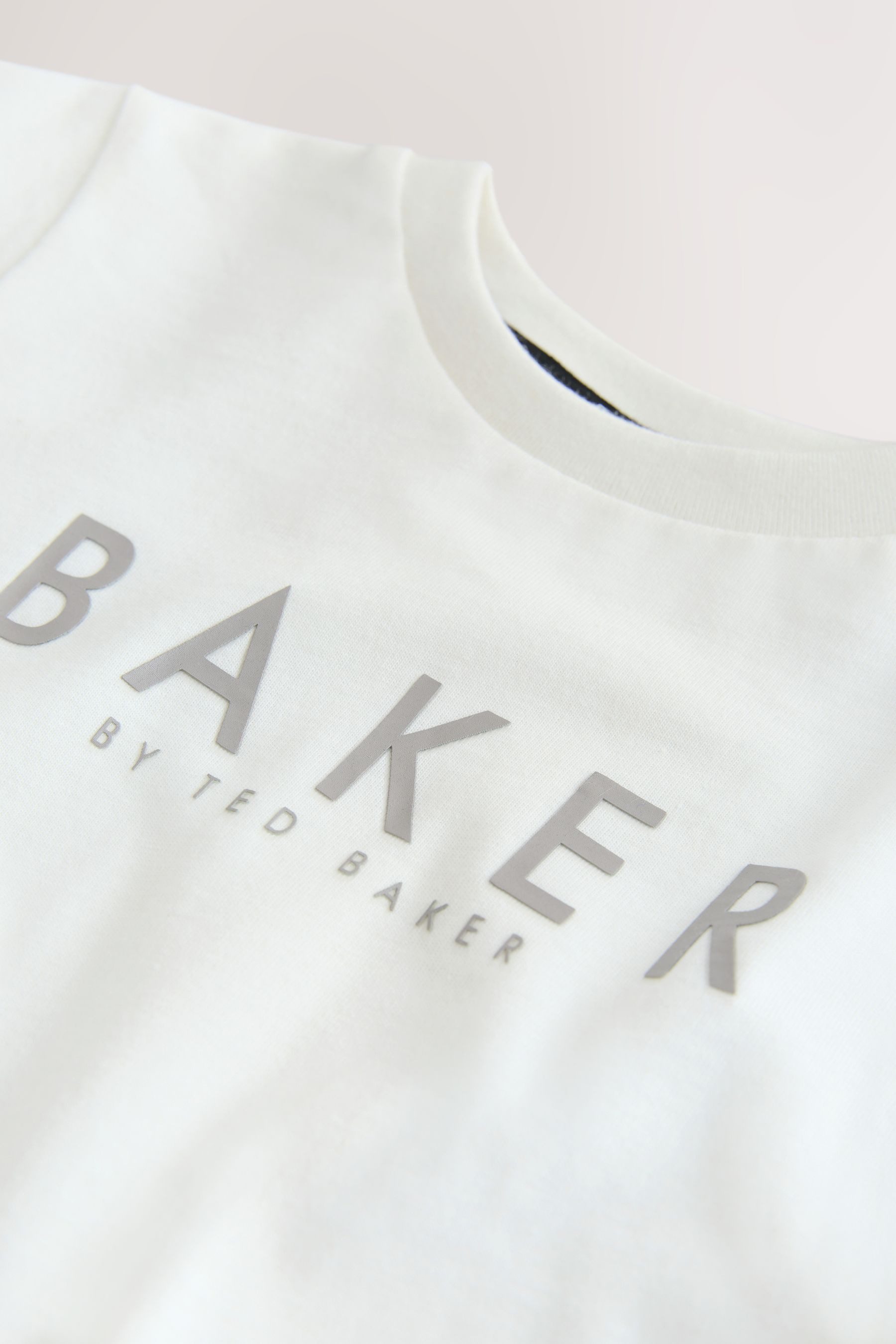 Baker by Ted Baker Shirt & Hose Baker by Ted Baker Hoodie, T-Shirt und Jogginghose (3-tlg)