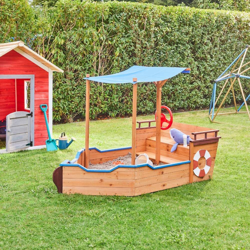 HOME DELUXE Sandkasten MATSCHEKISTE - 160 x 78 x 103 cm, inkl. kleinem Dach & Sitzbank, Piratenschiff, Segelschiff