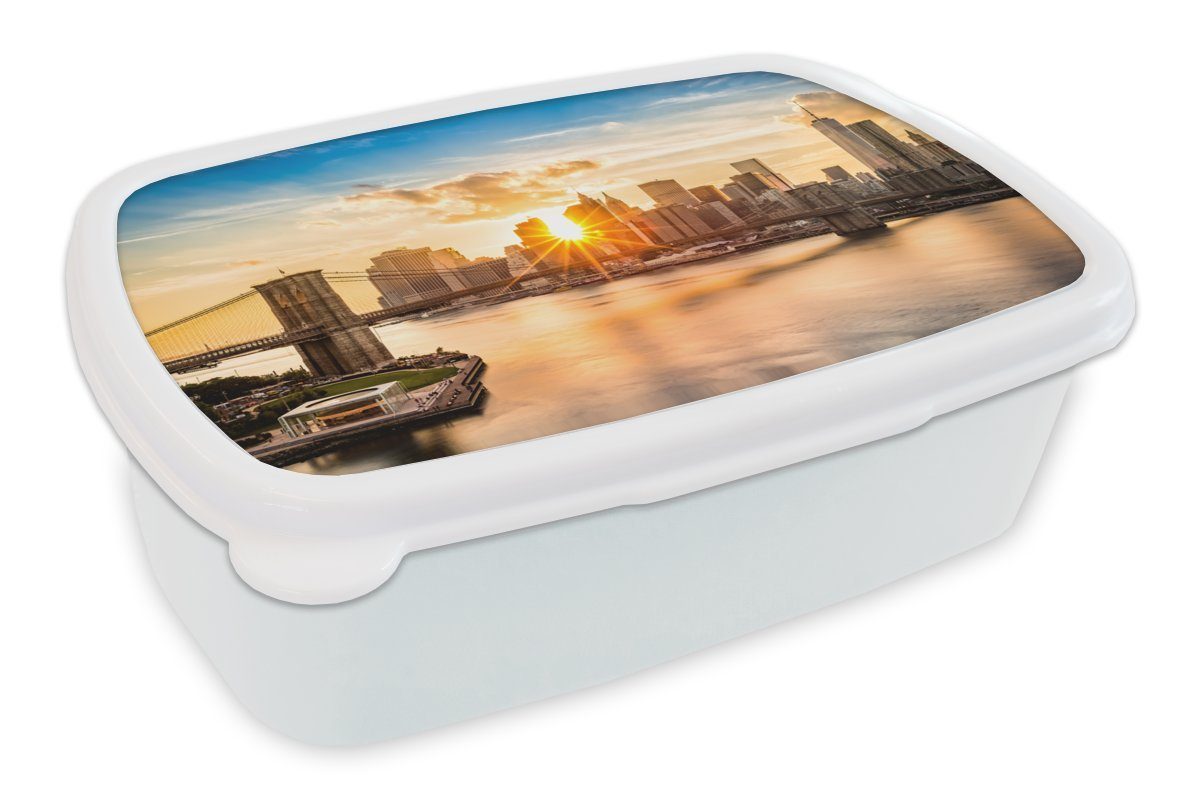 MuchoWow Lunchbox New York - Brooklyn Bridge - Wasser, Kunststoff, (2-tlg), Brotbox für Kinder und Erwachsene, Brotdose, für Jungs und Mädchen weiß