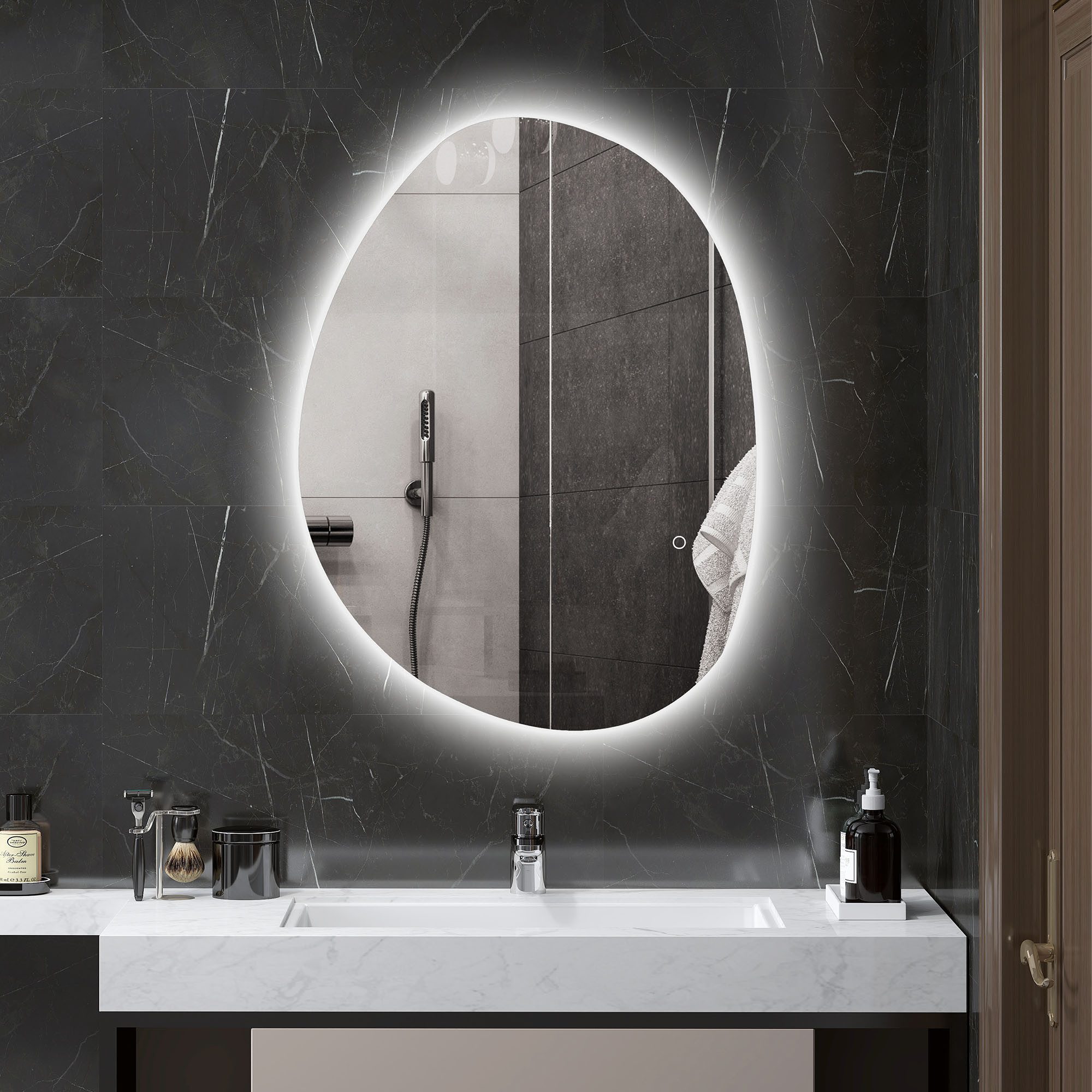 HOMCOM Badspiegel Badezimmerspiegel mit 3 Lichtfarben, Touch-Schalter, asymmetrisch (Beschlagfrei Wandspiegel, 1-St., dimmbar LED Spiegel), für Badezimmer, Silber