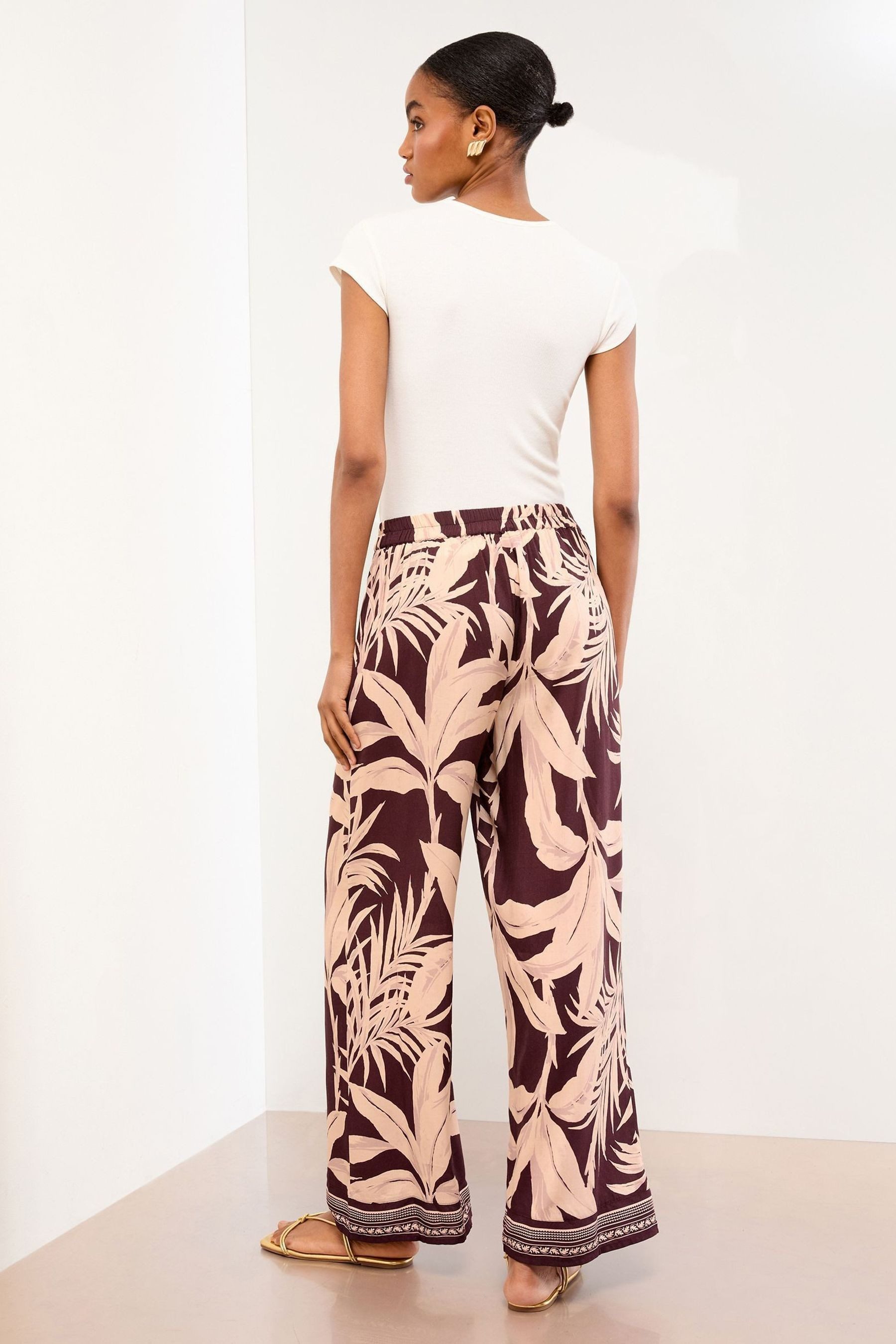 LIPSY Strandhose Lipsy Relaxed Fit Strandhose mit weitem Bein (1-tlg) günstig online kaufen