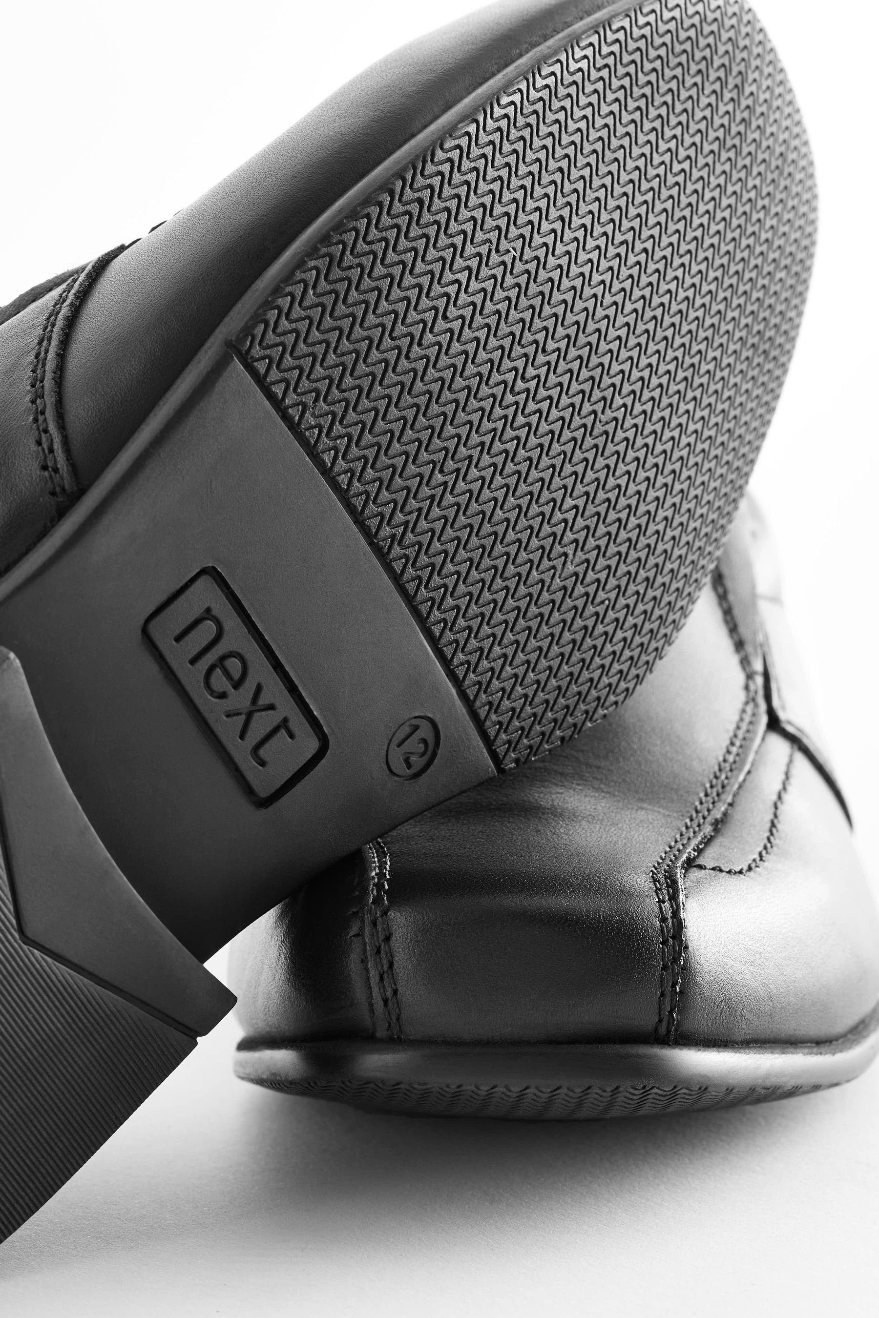 Next Loafer aus Leder für die Schule, weite Passform Loafer (1-tlg)