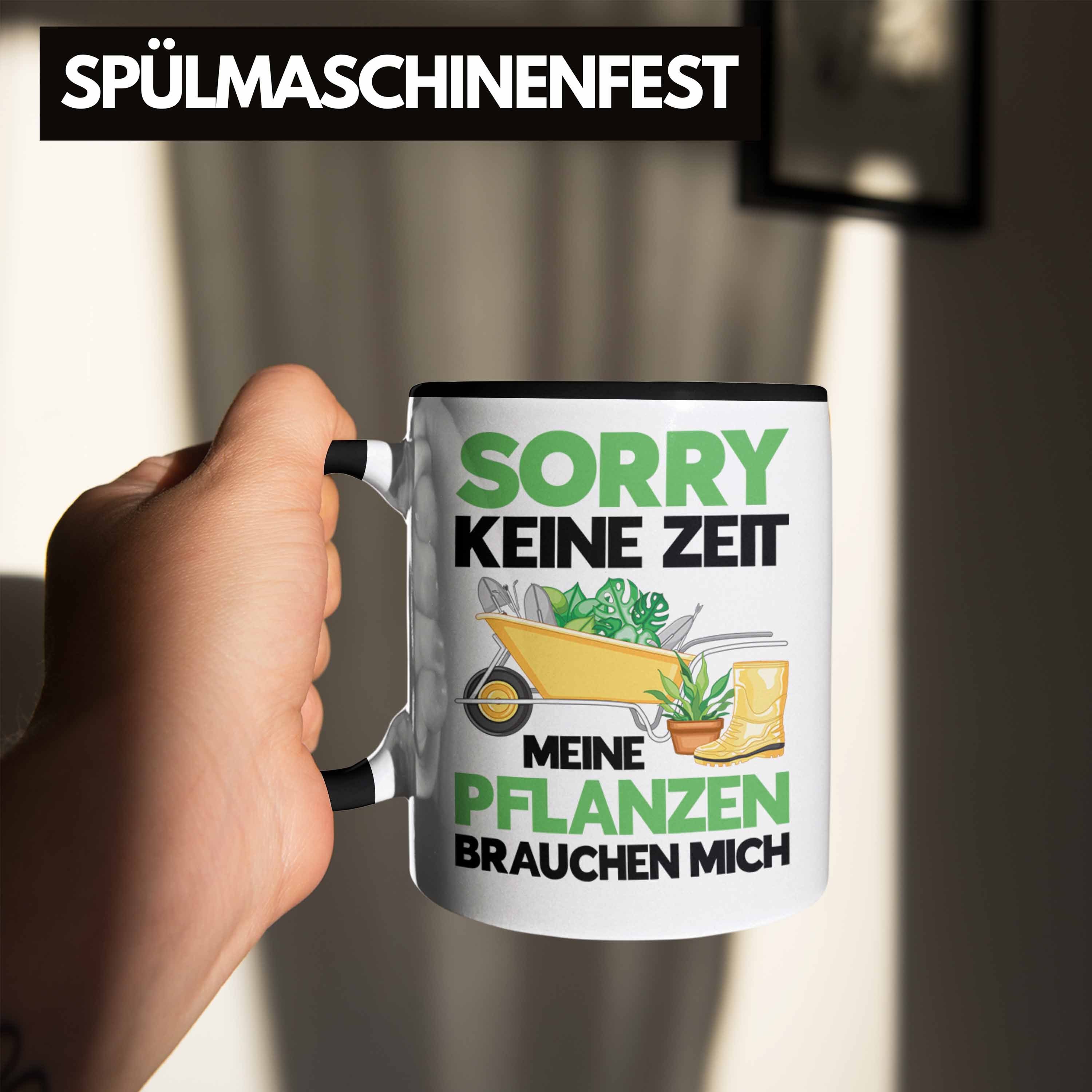 Tasse Geschenk Schwarz Hobbygärtner Meine Mich mit - Gärtnerin Geschenkidee Gärtner Trendation Pflanzen Brauchen Trendation Spruch Tasse Lustig Garten