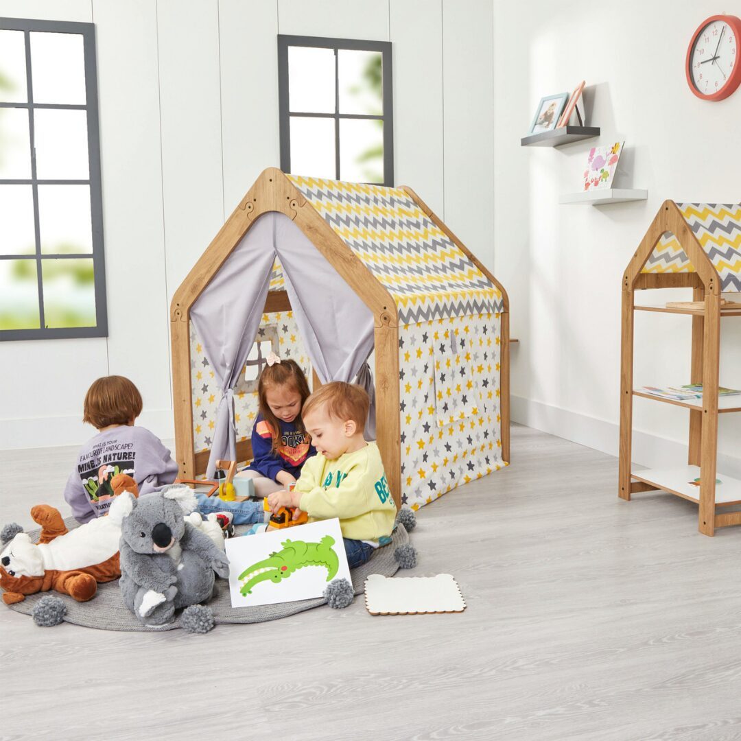 COZYCOLLECTIONS Spielzelt Montessori Spielhaus Naturholz, mit Stoffzelt – gelb/grau (Kinder-Spielhaus / Spielzelt aus Holz (1-teiliges Set), 1-tlg., 1 Spielhaus aus Holz inkl. abnehmbarem Stoffbezug (Tür & Fenster) Montessori-Spielhaus: waschbarer Bezug,