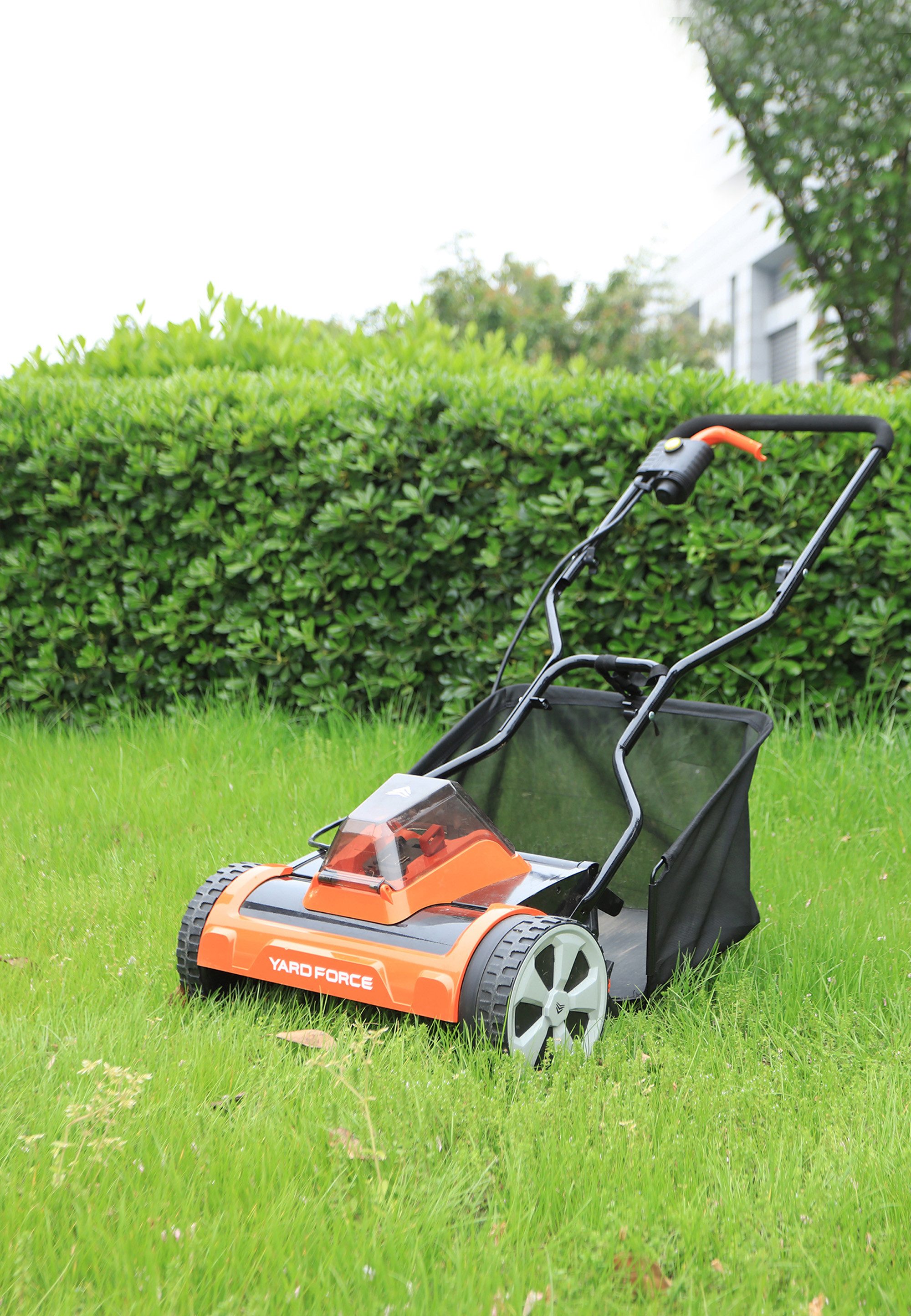 Yardforce Akkurasenmäher LM C38A, 38 cm Schnittbreite, für Rasenflächen bis 200 m²