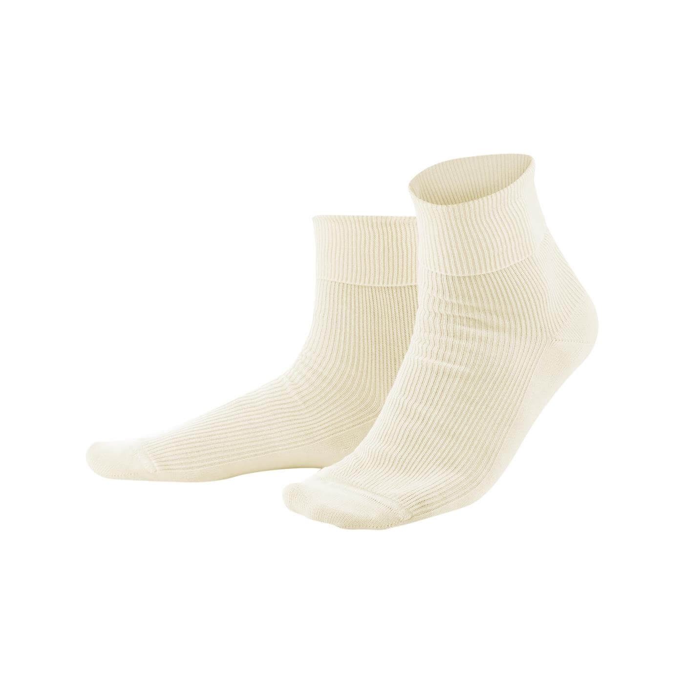 LIVING CRAFTS Socken Oberseite und Schaft aus besonders elastischem Rippstrick Natural