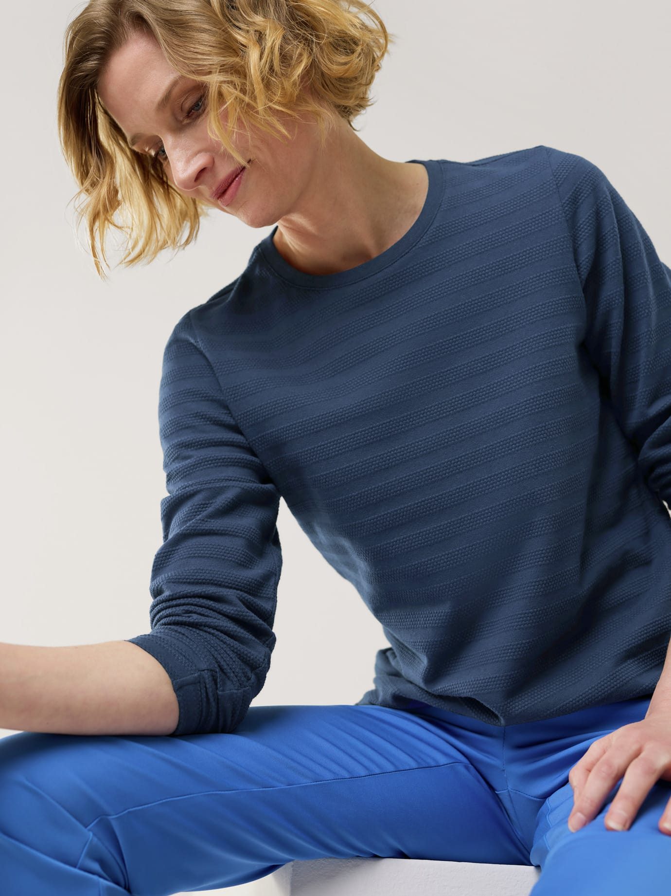 Walbusch T-Shirt Damen Baumwollshirt Reliefstruktur Rundhals Langarm Pflegeleicht und elastisch, Offwhite, dezente Streifenoptik