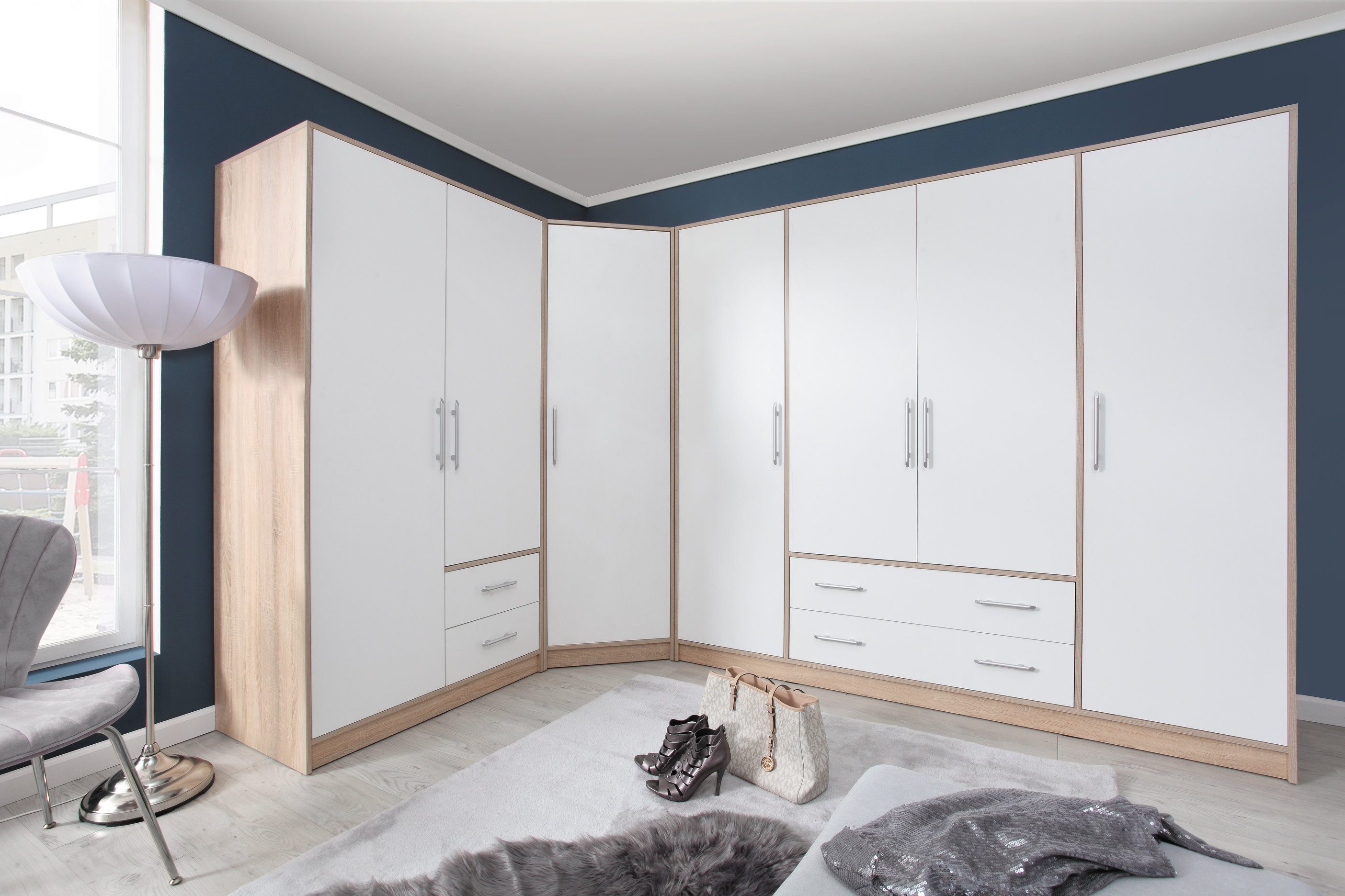 Masseno Drehtürenschrank VANO 200 cm Kleiderschrank 4 Türen und 2 Schubladen Weiß