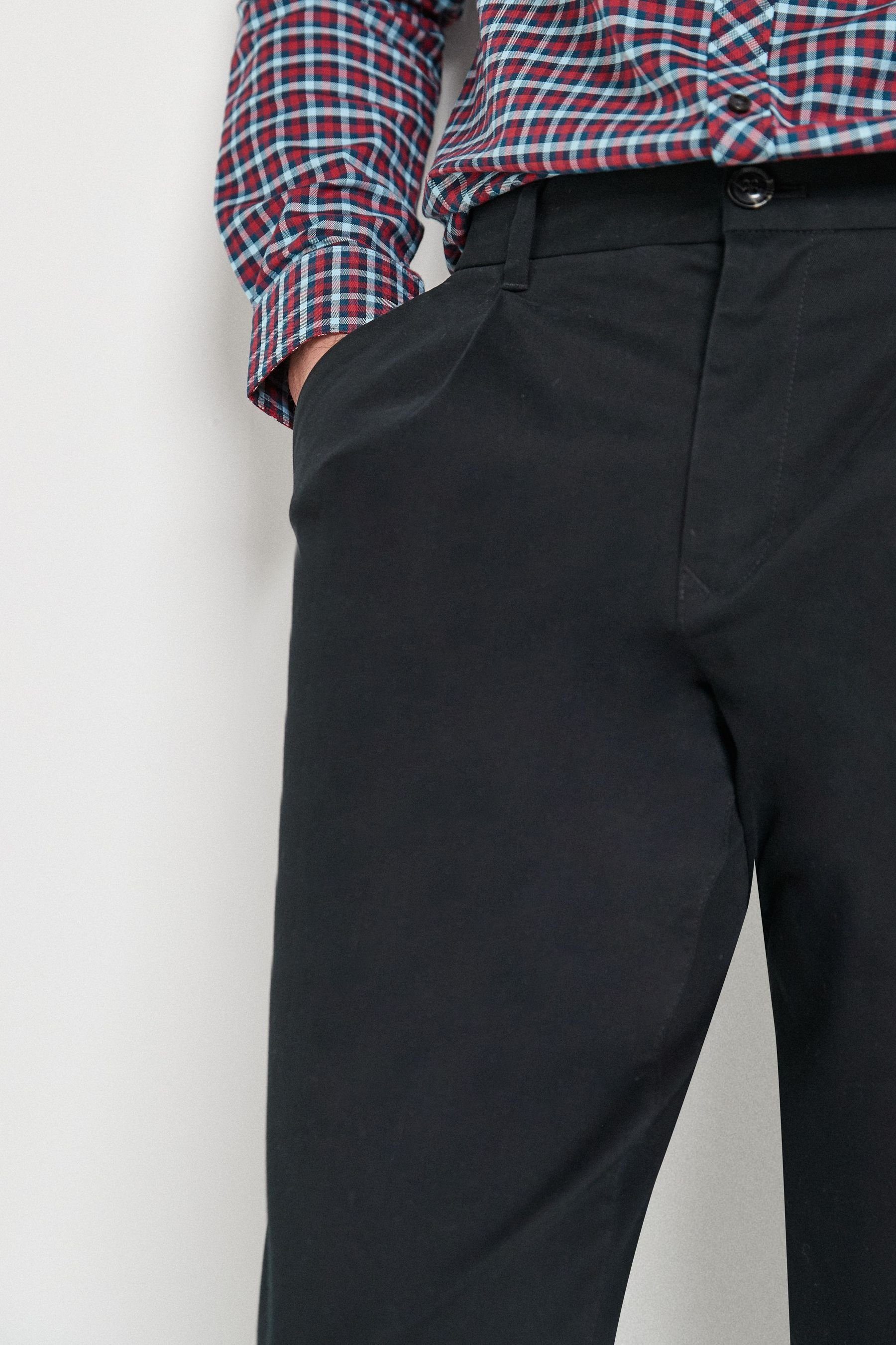 Tapered Stretch-Chinohose Relaxed im Fit Next (1-tlg) Chinohose