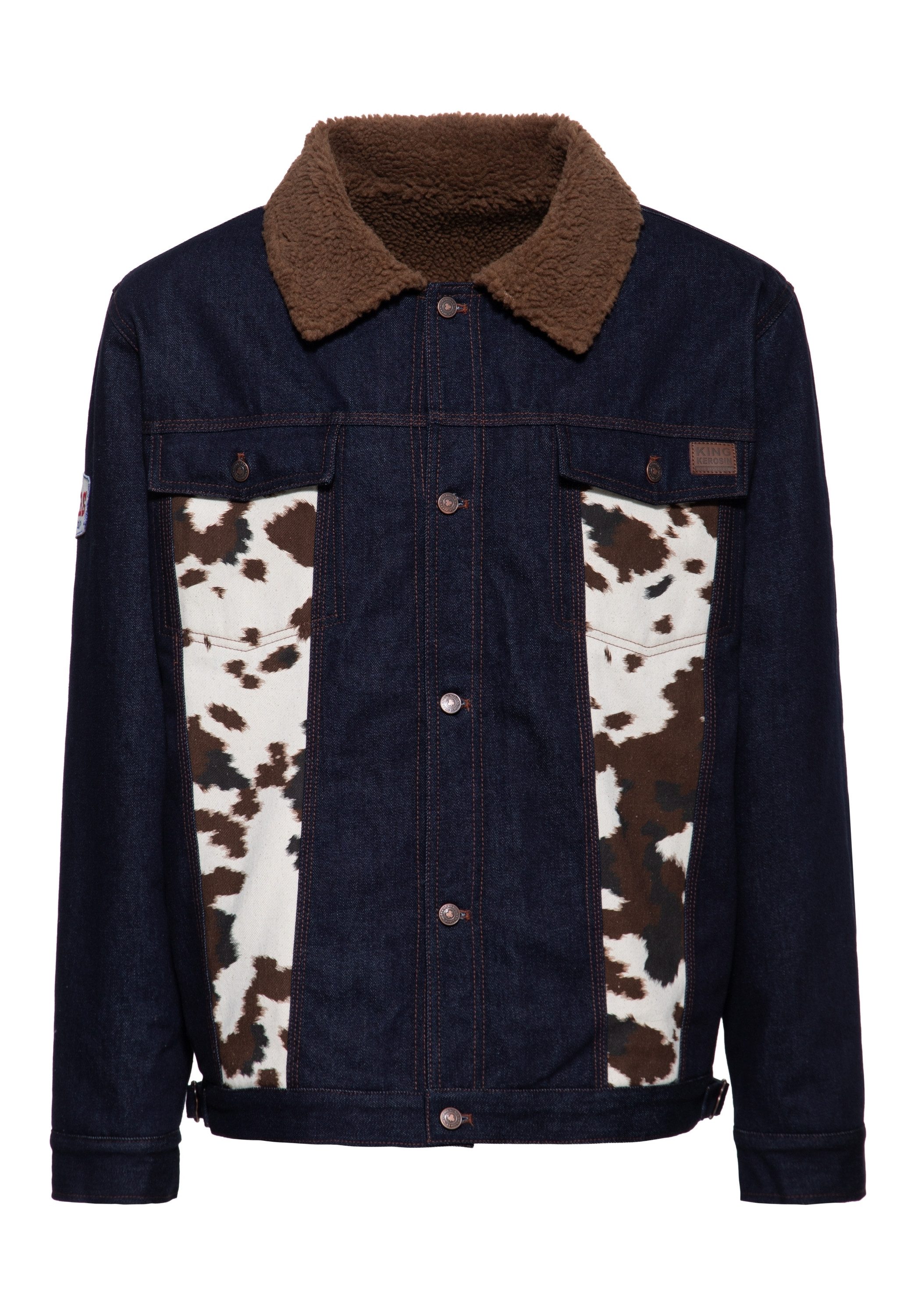 KingKerosin Jeansjacke Cowhide Einsätze in Kuhfell-Optik und Umlegekragen aus Teddy-Fellimitat