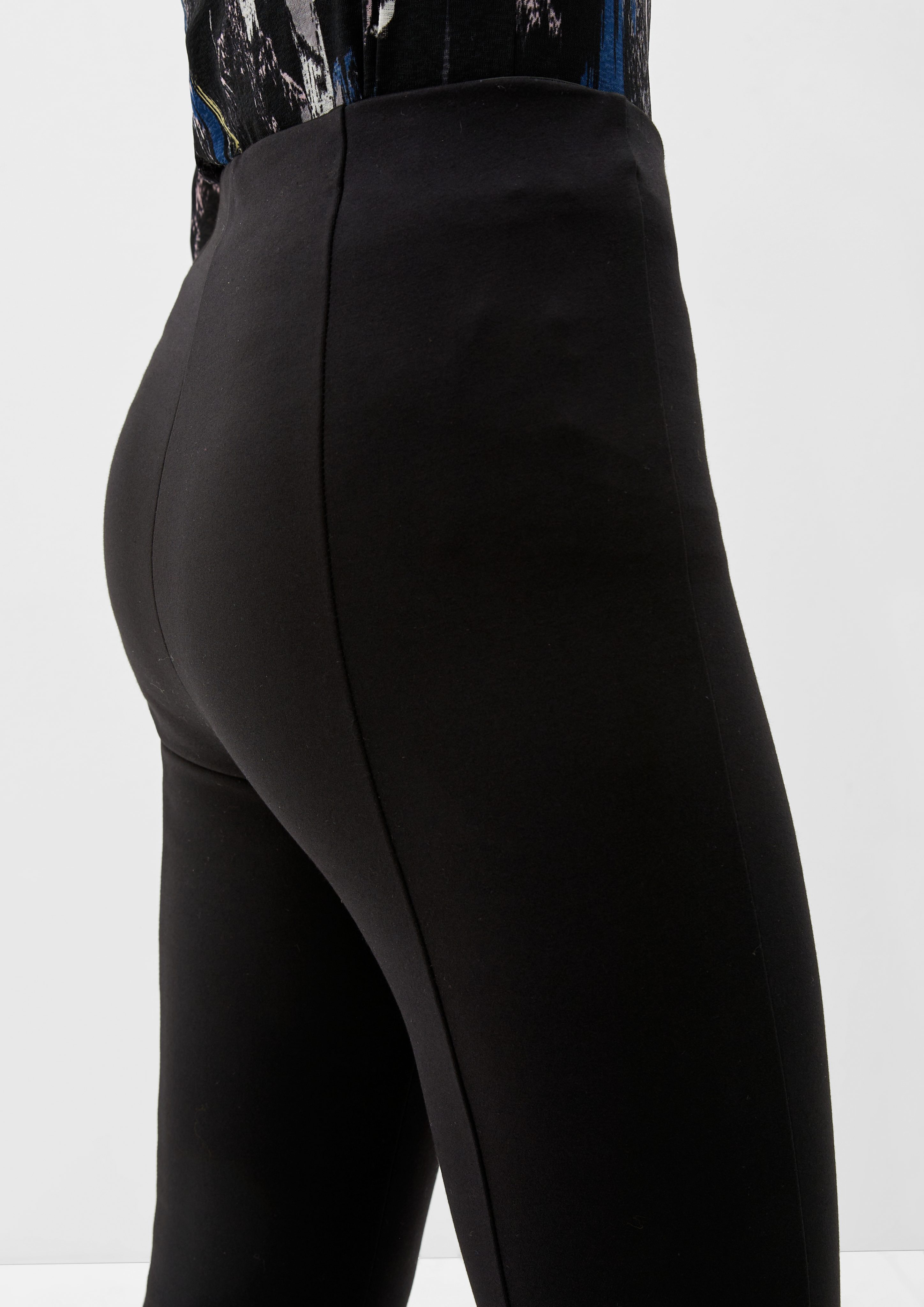 mit Flared Stoffhose leg s.Oliver Slim: Leggings