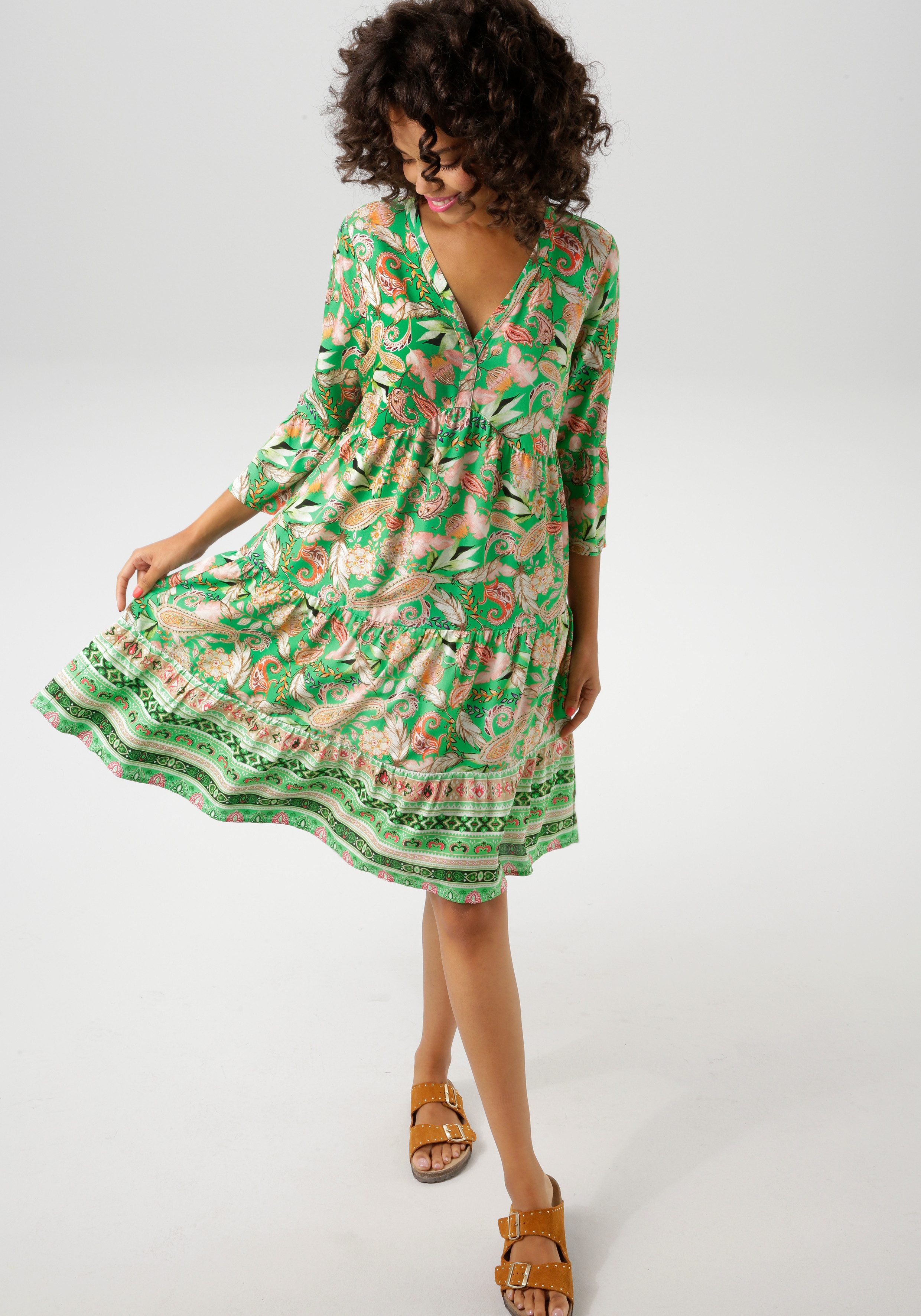 Aniston CASUAL Tunikakleid mit fantasievolle, farbharmonischen günstig online kaufen