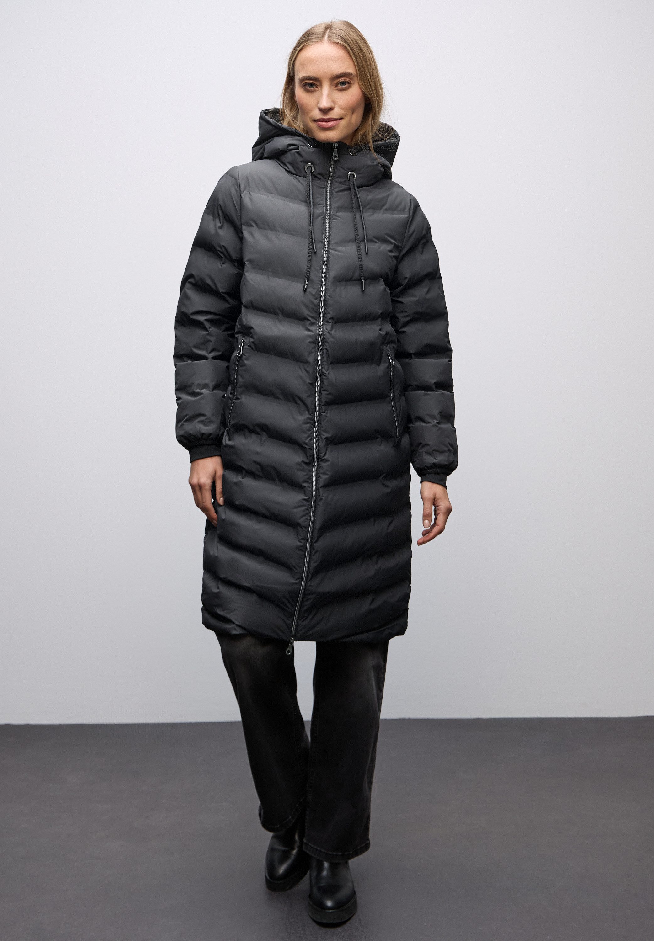 STREET ONE Steppjacke Damenmantel mit Kapuze günstig online kaufen