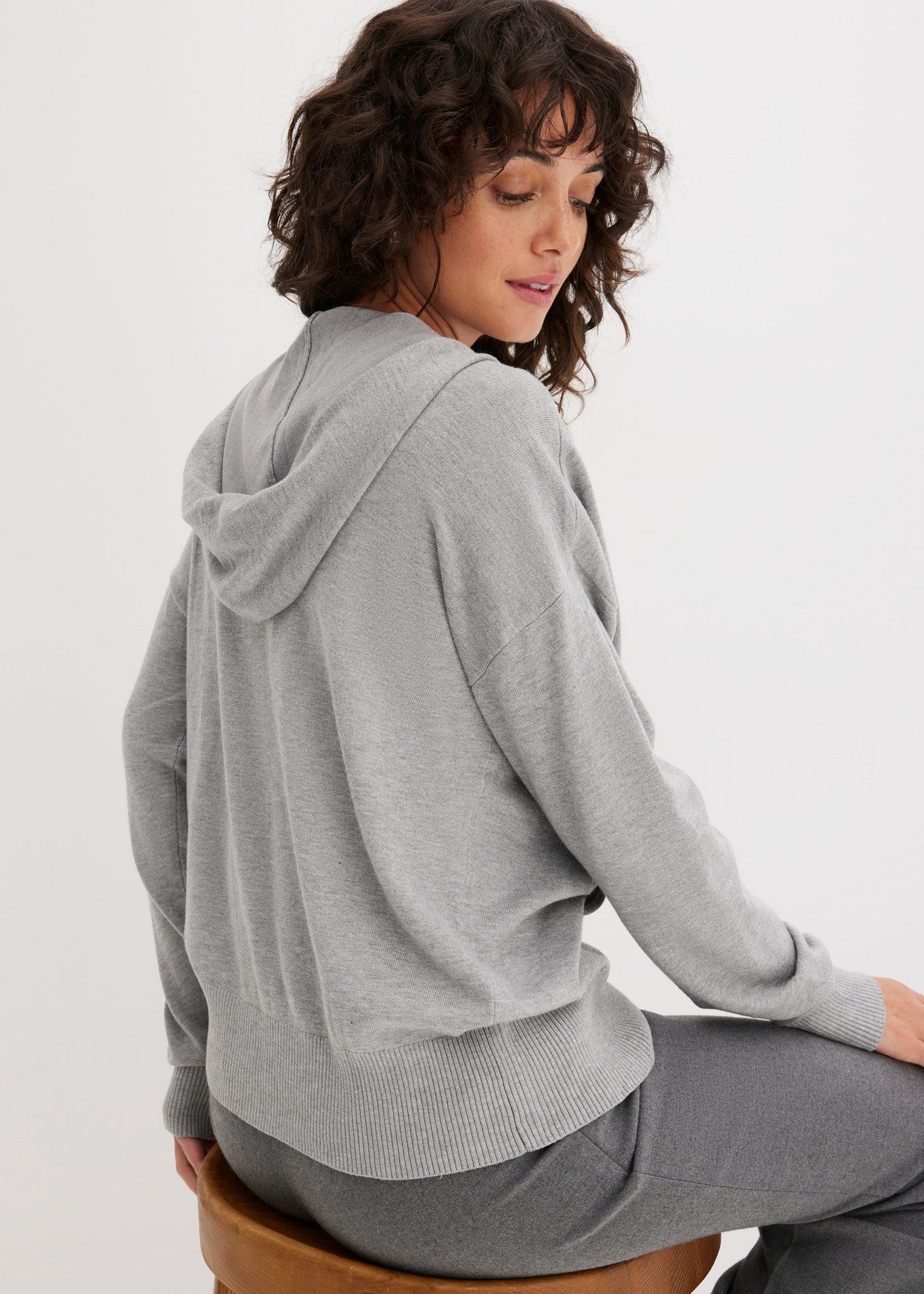 bonprix Strickpullover mit Kängurutasche günstig online kaufen