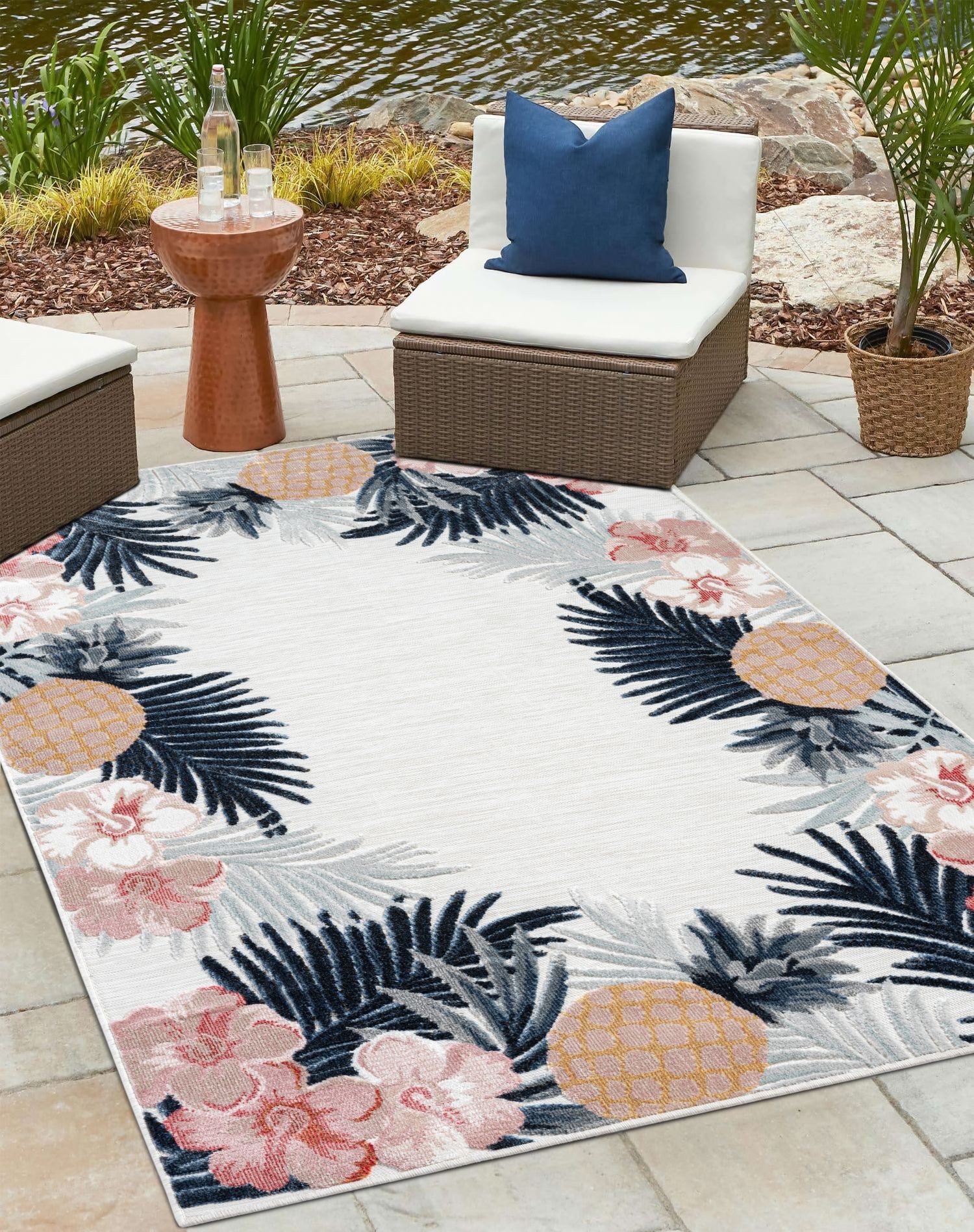Teppich MY-RUG Outdoor-Teppich "Heather" 150x80 cm, weiß, Wohnando, rechteckig, Höhe: 8 mm, mit floralem Hoch-Tief-Design, sommerlich erfrischendes Ananas-Design