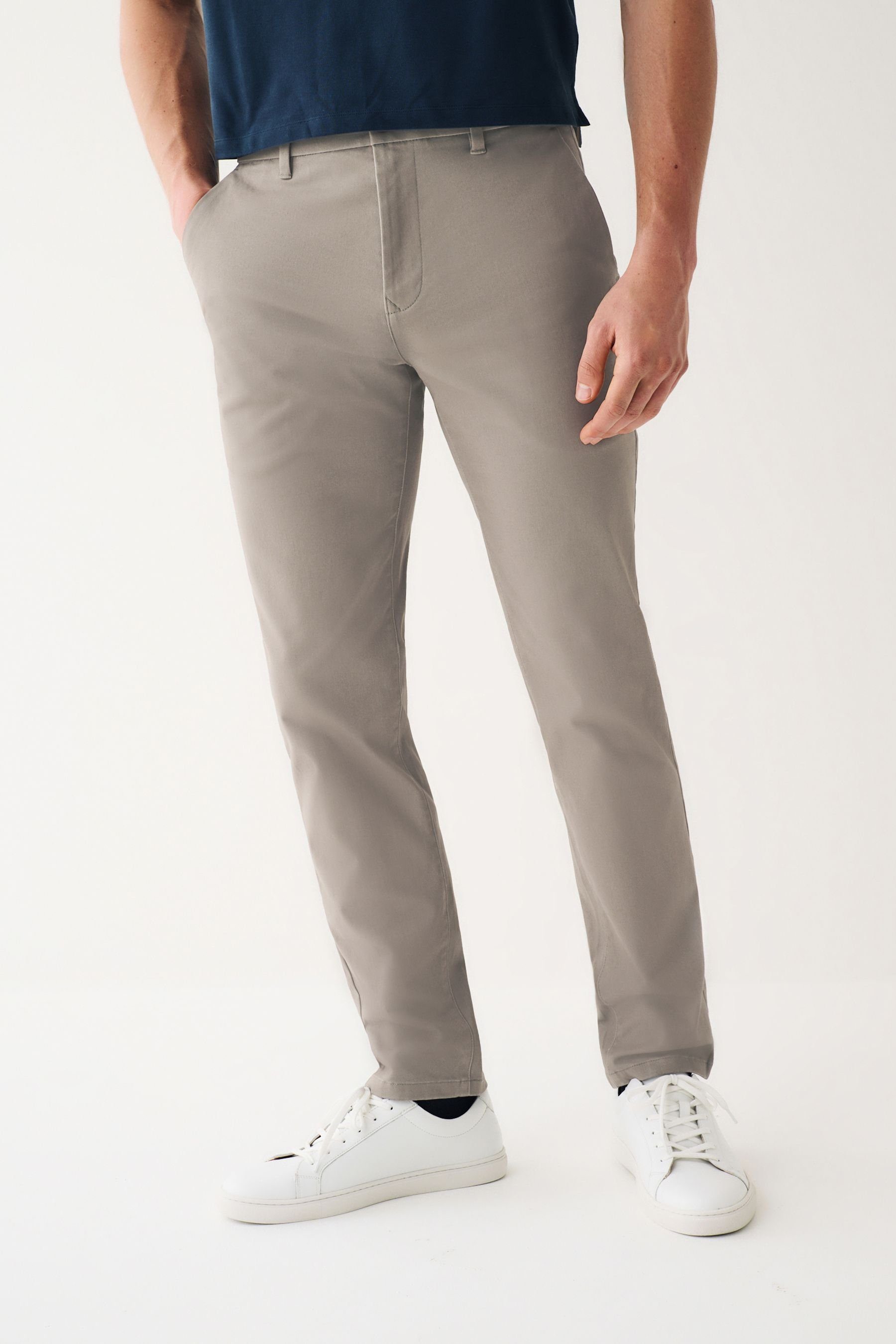 Next Chinohose Slim Fit Chinohose mit Stretch (1-tlg) Mushroom Brown