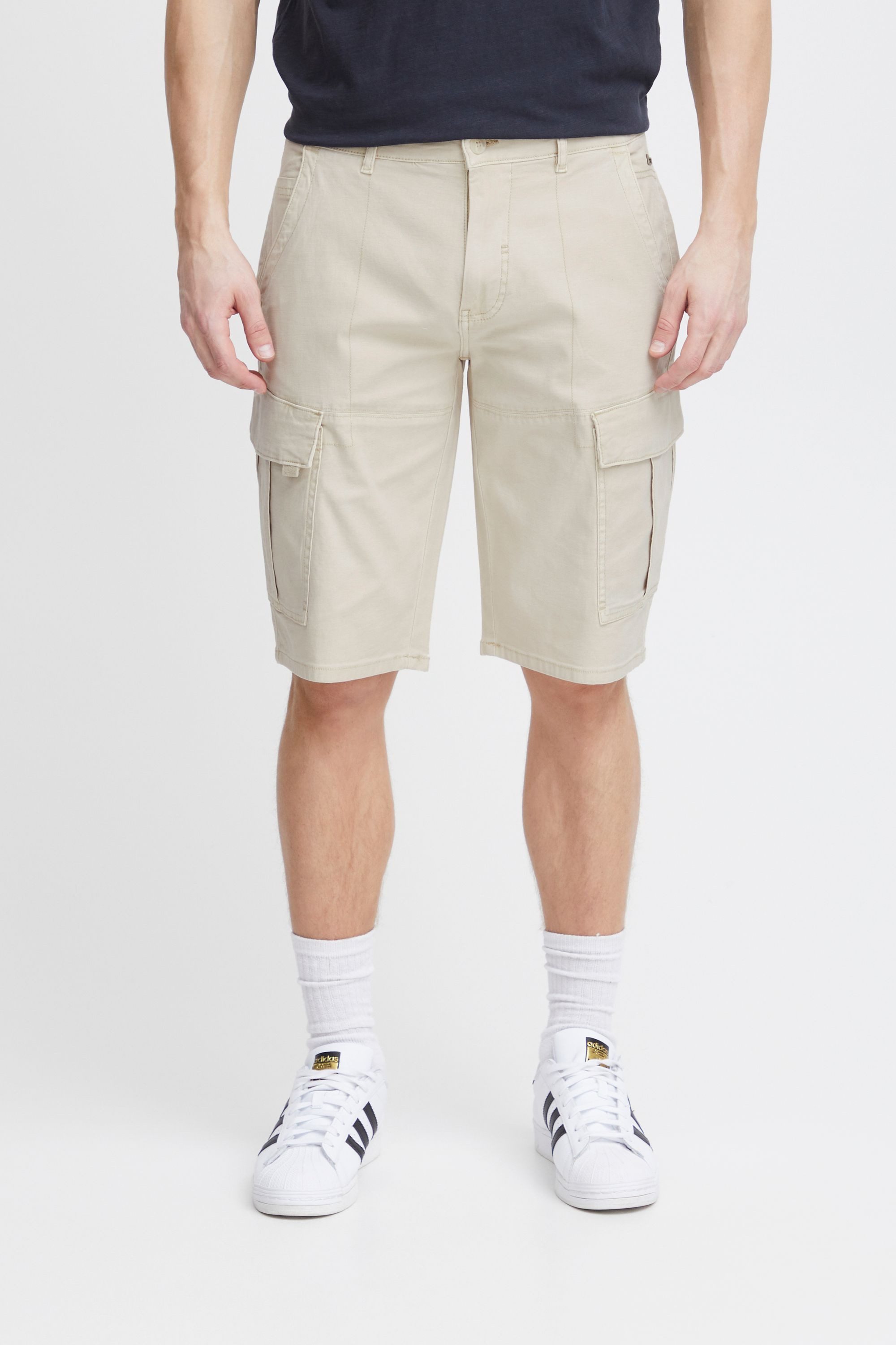 Blend Cargoshorts BHWoven Lässige Cargo-Shorts mit Taschen. Reduzierter Preis € 44,99. Unverbindliche Preisempfehlung € 49,99