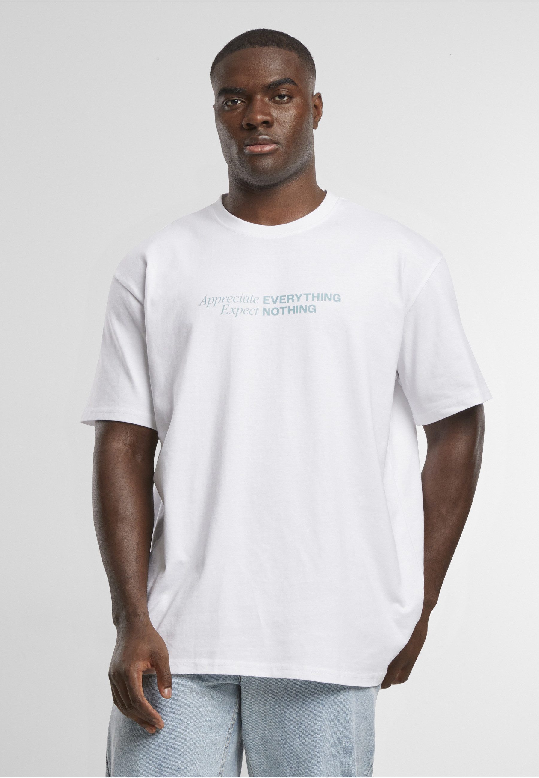 Upscale by Mister Tee T-Shirt Upscale by Mister Tee Appreciate Expect Oversize Tee (1-tlg)