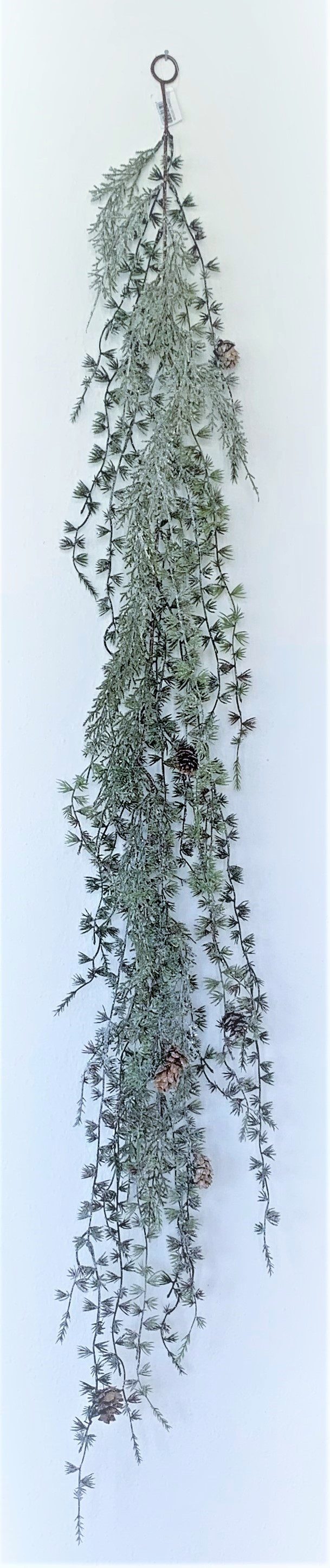 Kunstgirlande Künstliche Lärchengirlande mit Zapfen. 125cm. Winterdeko Gefr günstig online kaufen