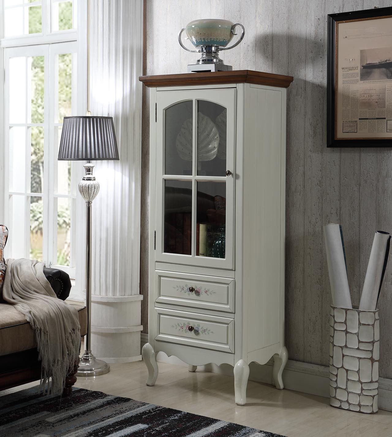 Vitrine Elegante Holzkommode mit Glastüren - Hochwertige Möbelstücke