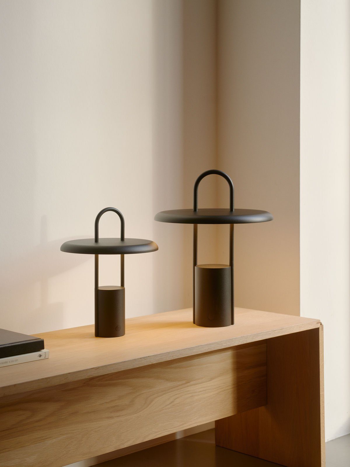 Stelton LED Tischleuchte, stelton LED Tischleuchte PIER 33,5 cm (h) black