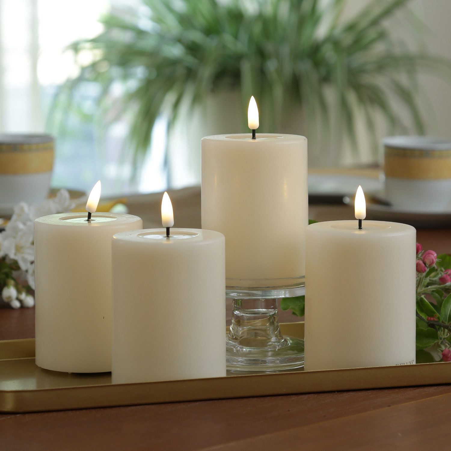 Deluxe Homeart LED-Kerze LED Kerzenset MIA Echtwachs Deluxe H: 10cm mit Batterien/Fernb. 4St. (4-tlg)