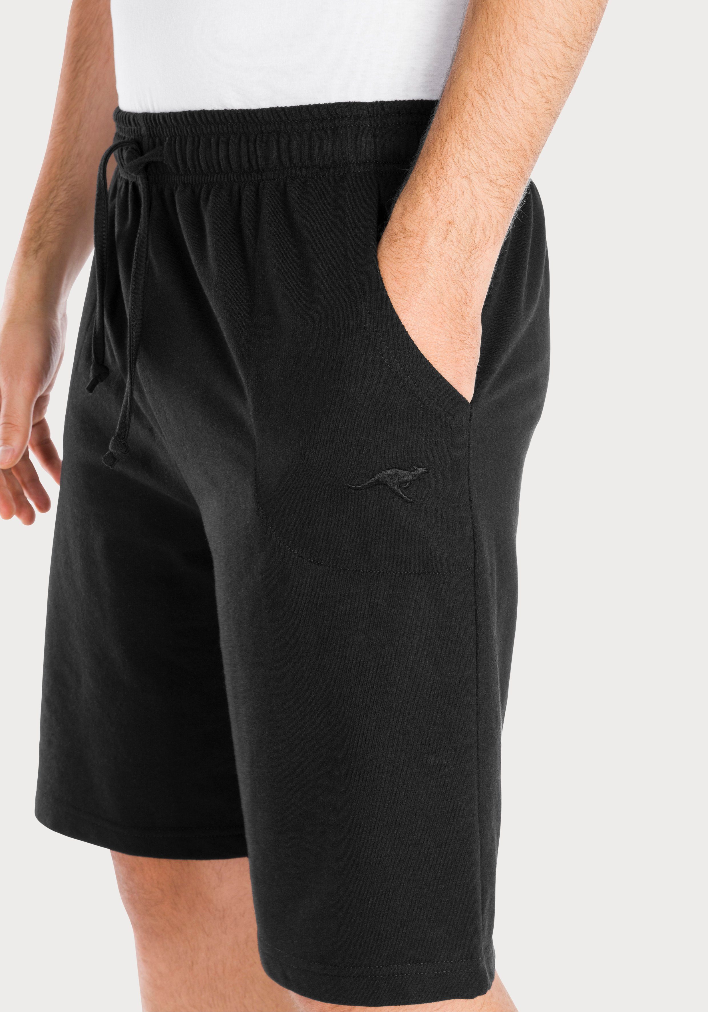 KangaROOS Sweatshorts kurze Jogginghose aus weicher Sweatware mit Kordel