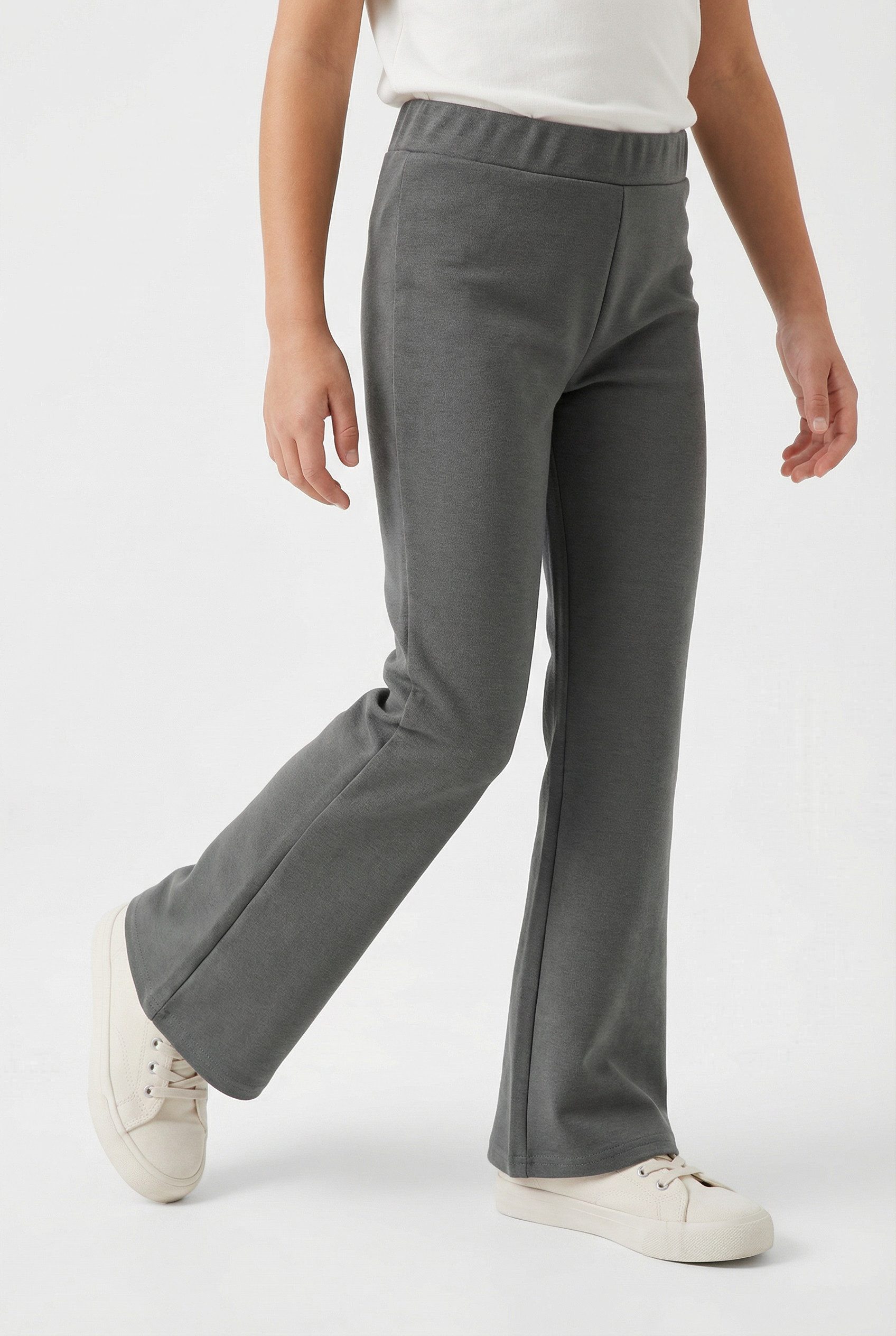 Name It Jerseyhose NKFFRIKKALI für Mädchen mit ausgestelltem Bein und Viskose unifarben, casual, ausgestellt, Viskosemix, ohne Kragen