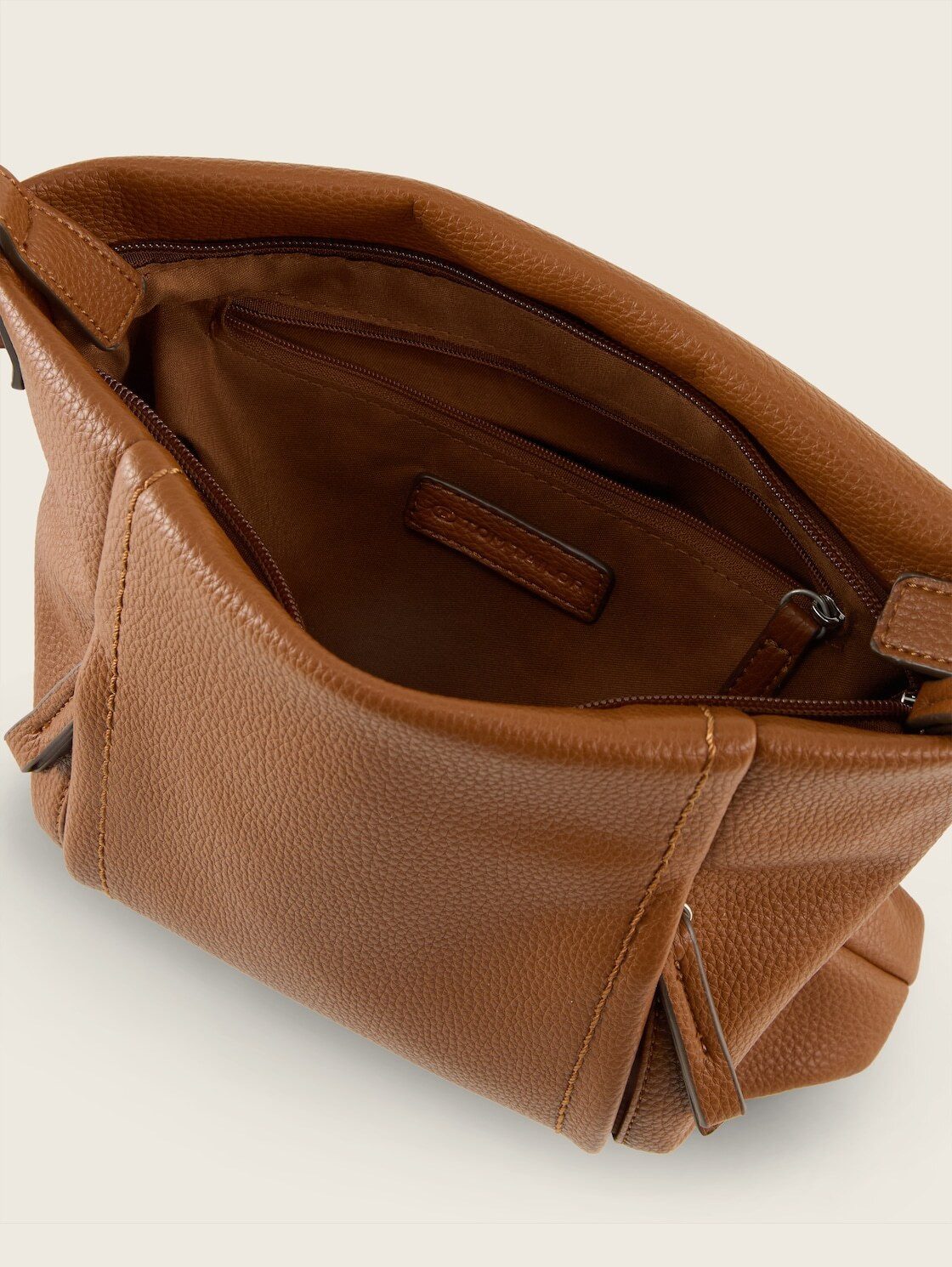 TOM TAILOR Umhängetasche Bags, TTBECA M Umhängetasche mit Reißverschluss-Details
