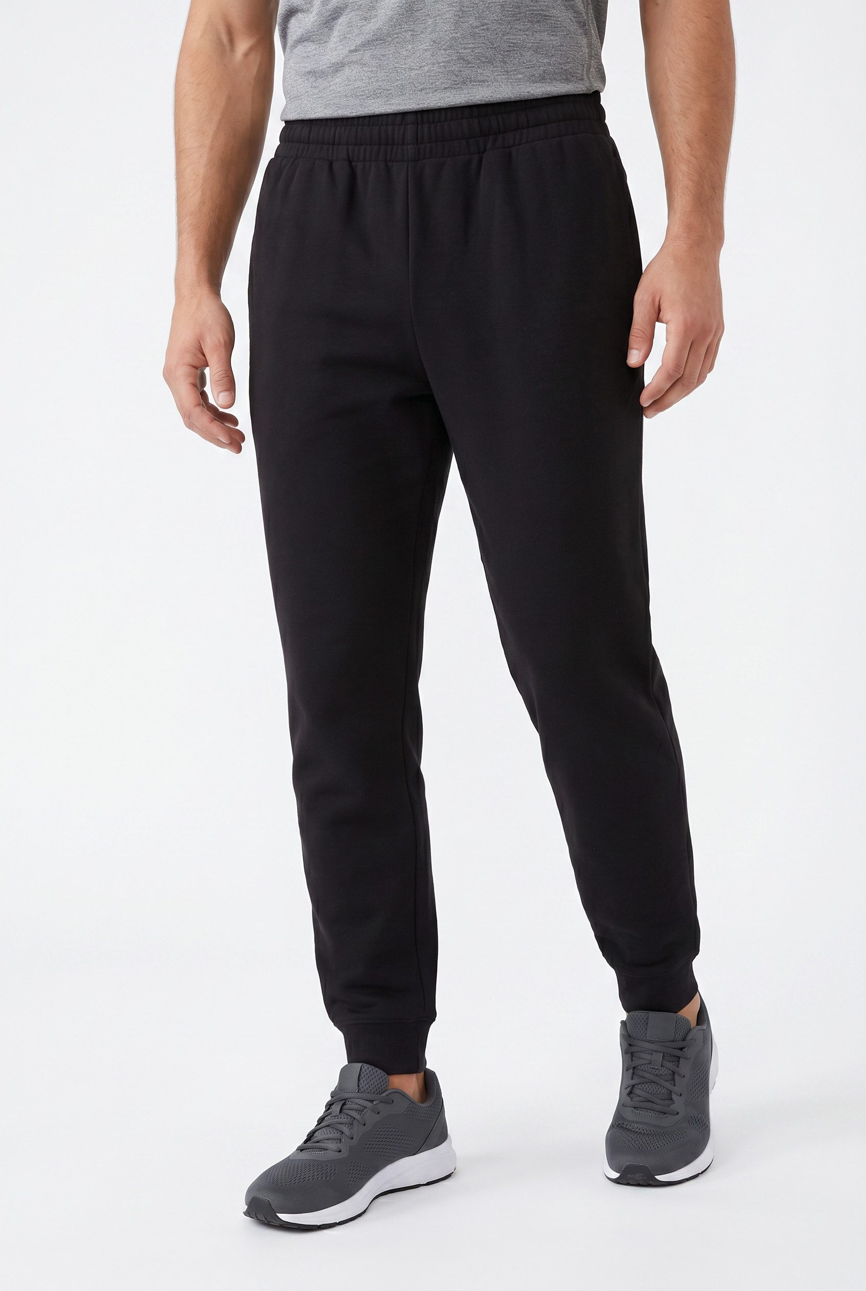 PUMA Trainingshose ESS LOGO LAB STORY 1 SWEATPANTS TR CL Regular Fit, sportlicher Stil, mit Eingrifftaschen