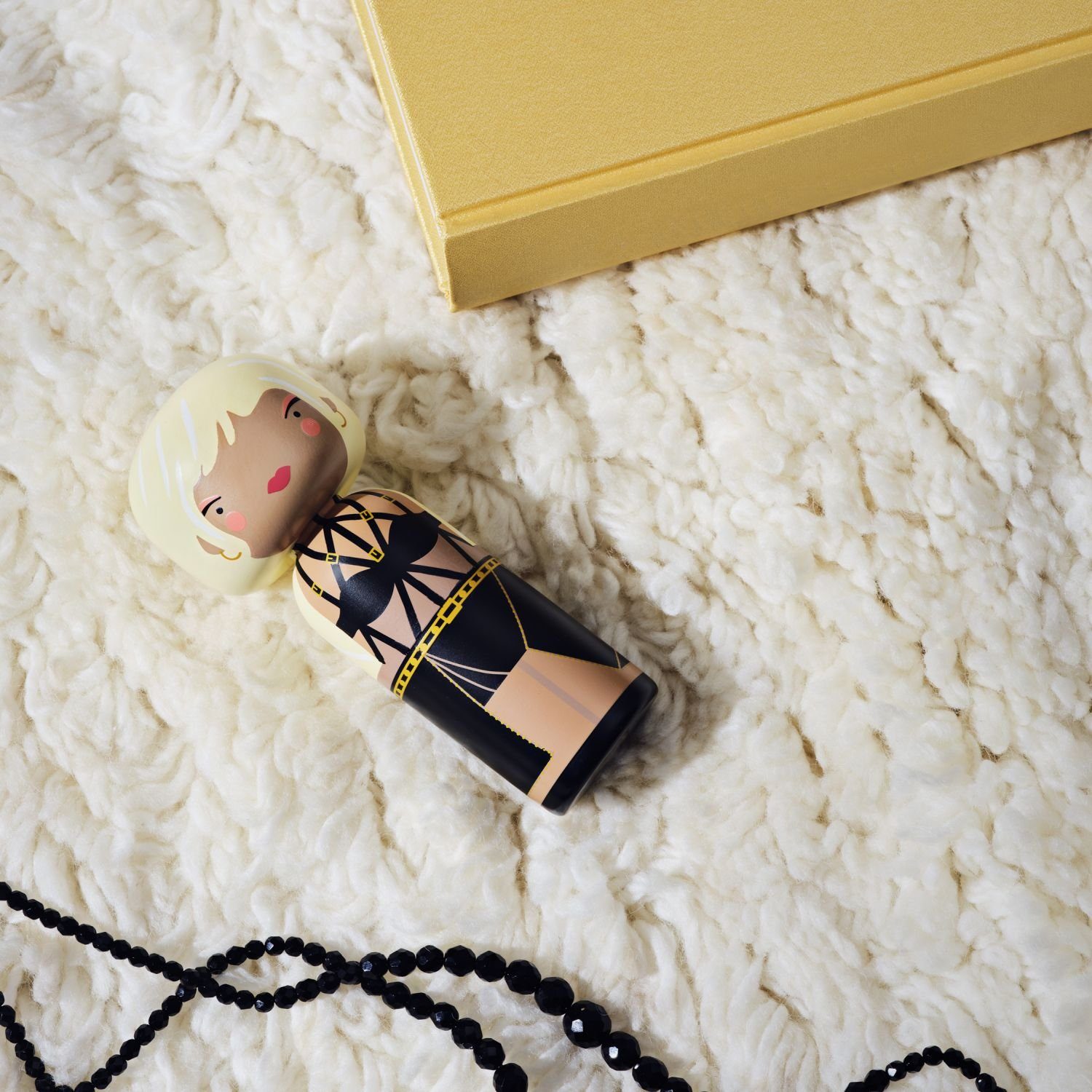Lucie Kaas Dekofigur Kokeshi Doll Donatella