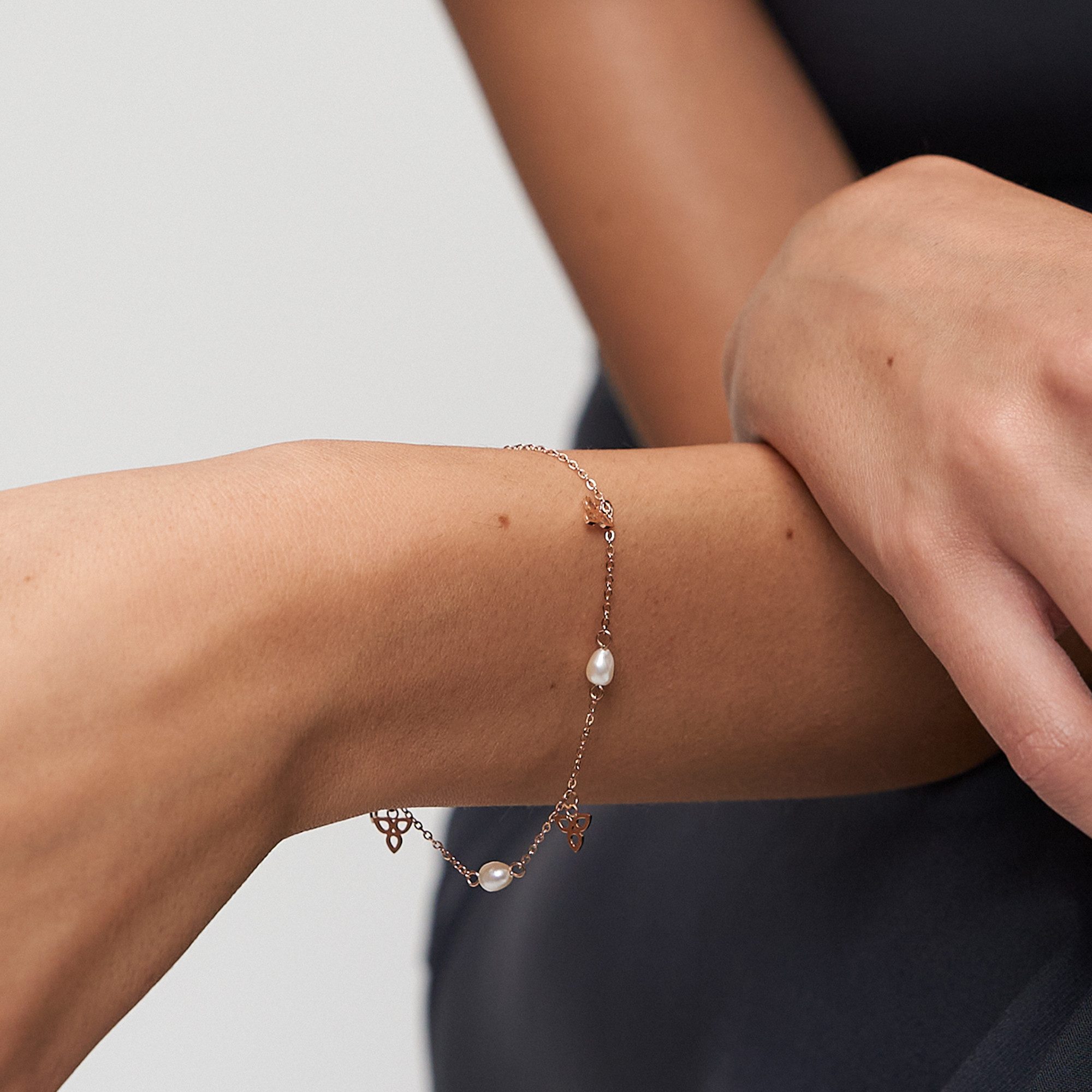 Tamaris Armband Schmuck Geschenk Edelstahl Armkette, mit Zirkonia (synth) - mit Kunststoffperle