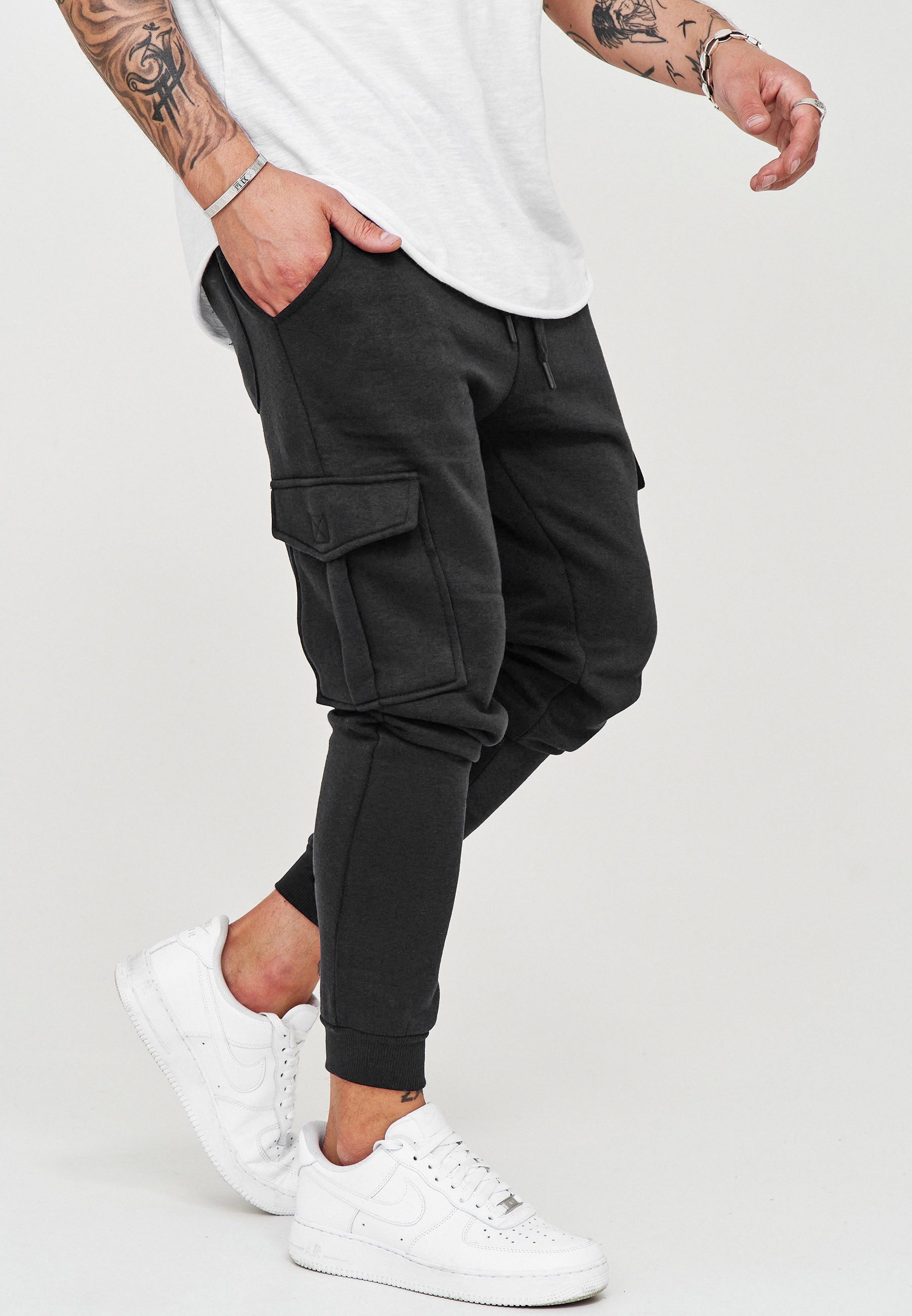 behype Trainingshose "MATAY" mit praktischen Cargotaschen günstig online kaufen