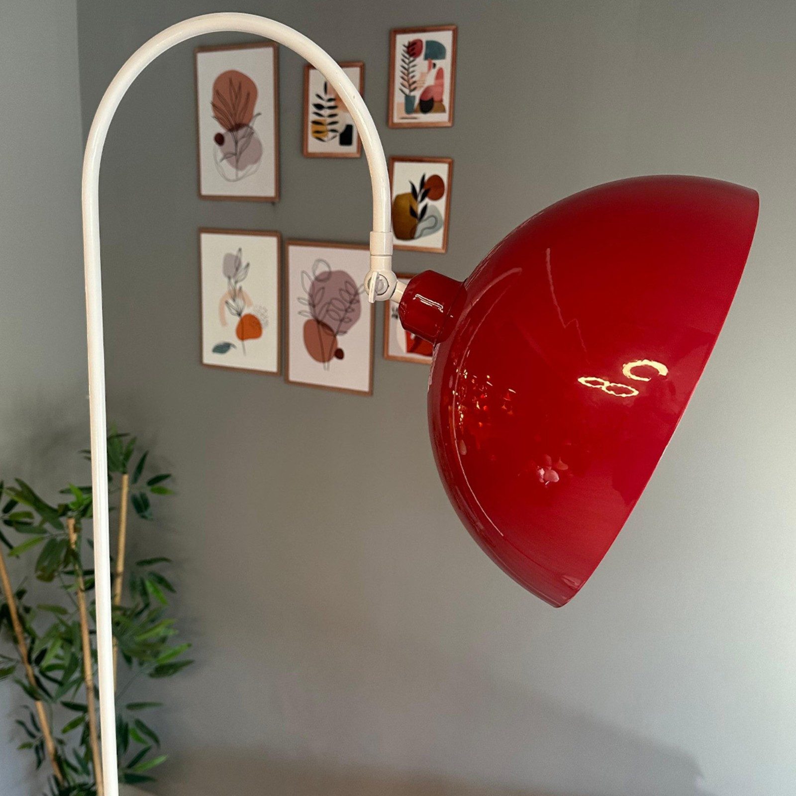 Bamyum Stehlampe Moderne Stehlampe aus Metall mit E27, verstellbarer Lampenschirm, ohne Leuchtmittel, E27, verstellbarer Lampenschirm, Stehluchte mit Ablage