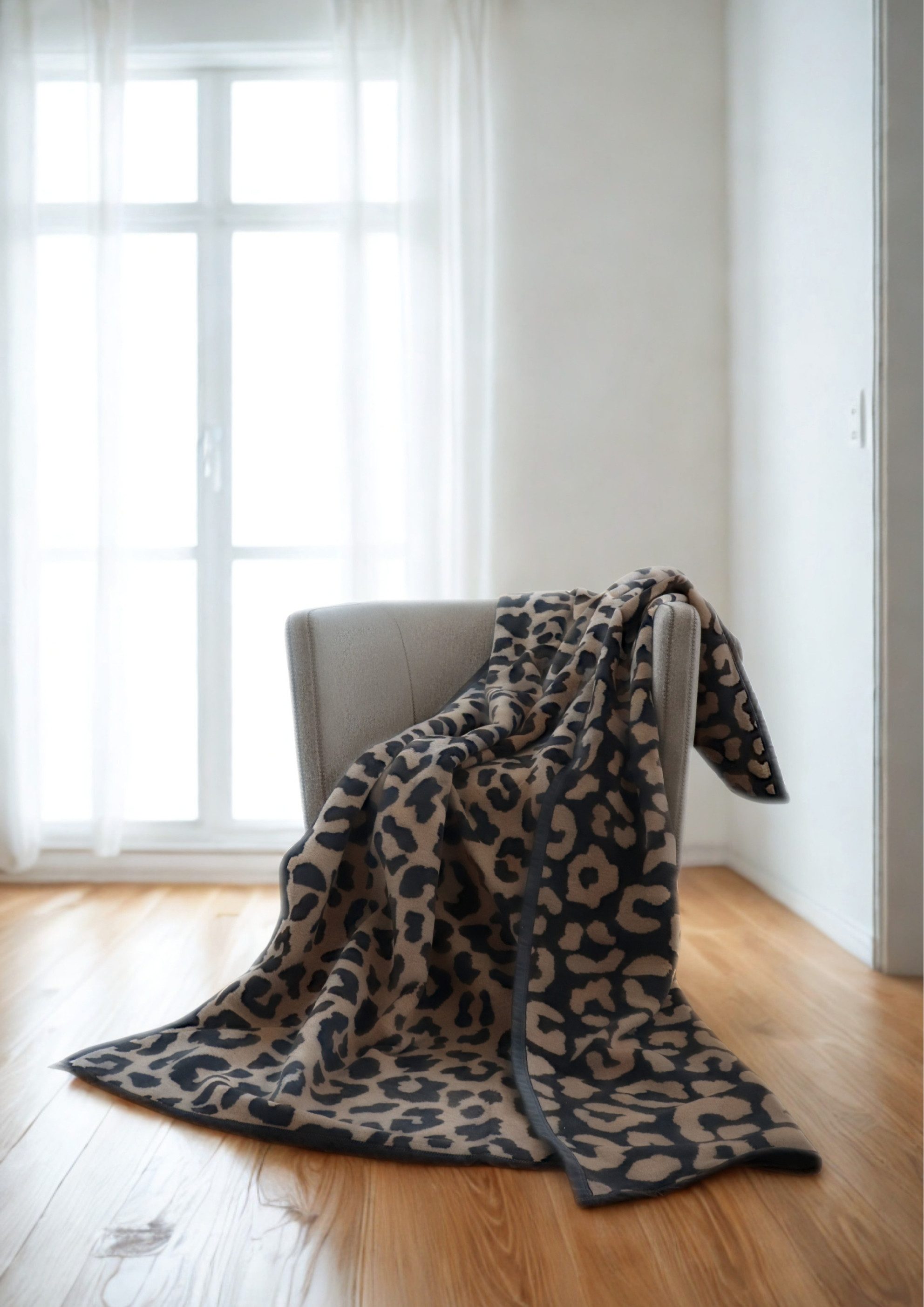 Wohndecke Leo Soft, Kuscheldecke mit Leoparden-Muster in 150x200, Biederlack, Made in Germany, Baumwollmischung