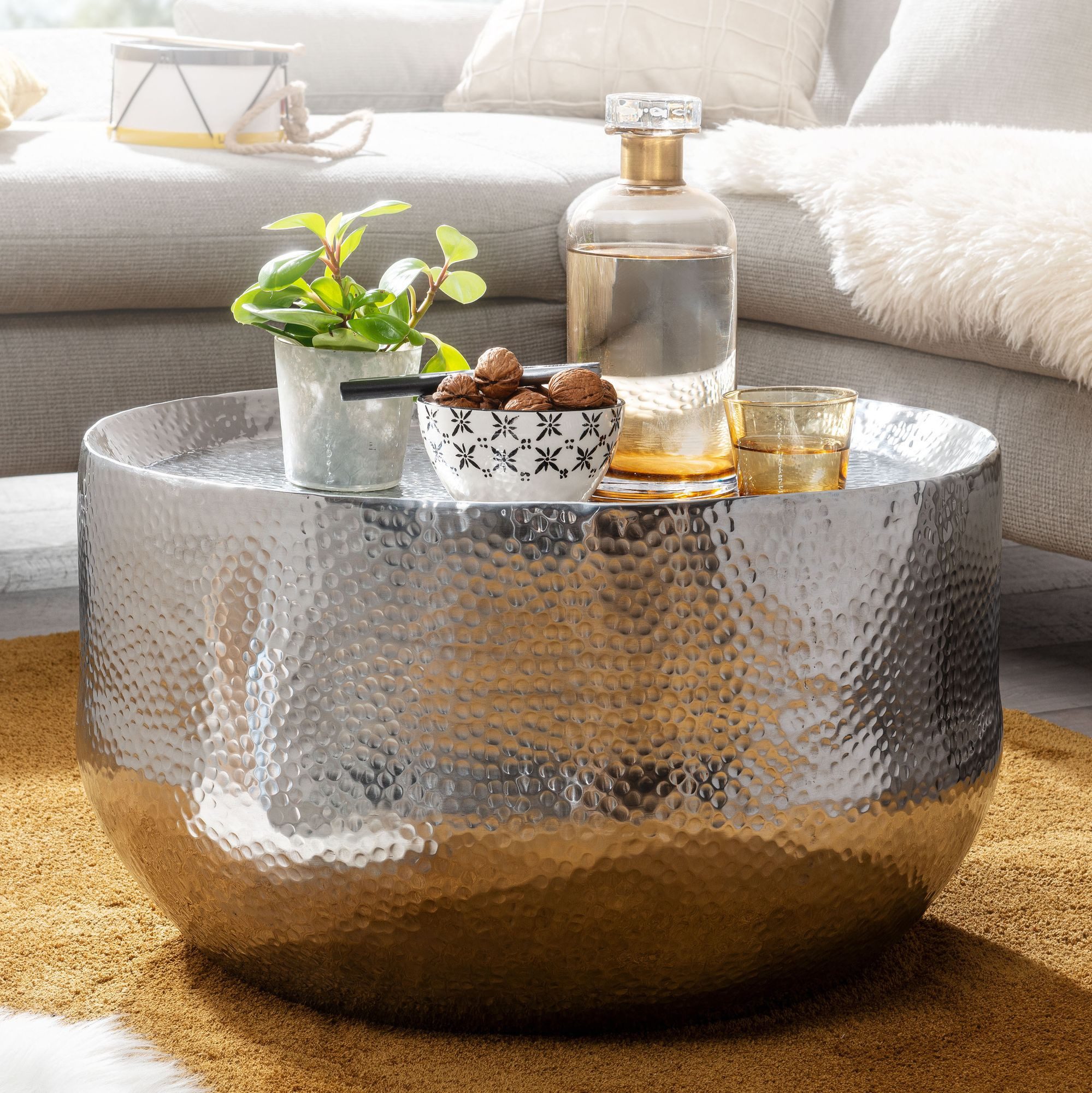 FINEBUY Couchtisch FB30286 rund 60cm Aluminium silber Handgefertigt Wohnzimmertisch (Aluminium Silber 60x60x35cm Sofatisch Hammerschlag), Wohnzimmertisch Rund, Kaffeetisch Orientalisch