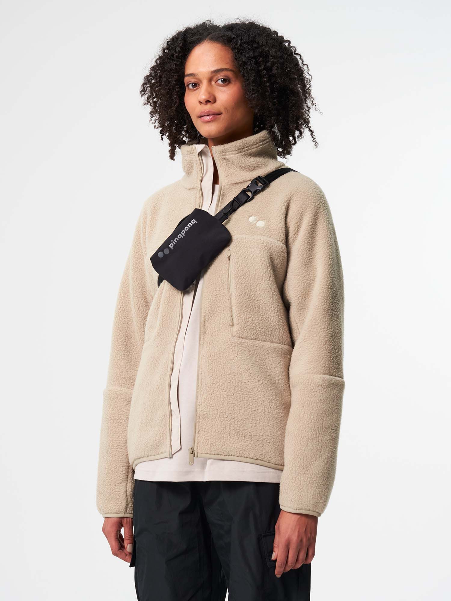 PinqPonq Umhängetasche Aksel günstig online kaufen